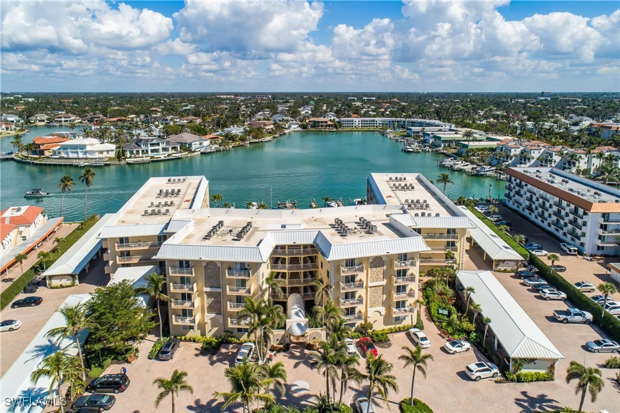 Property Slideshow image 1 of 25 | 3000 gulf shore blvd 415, Naples, FL, 34103