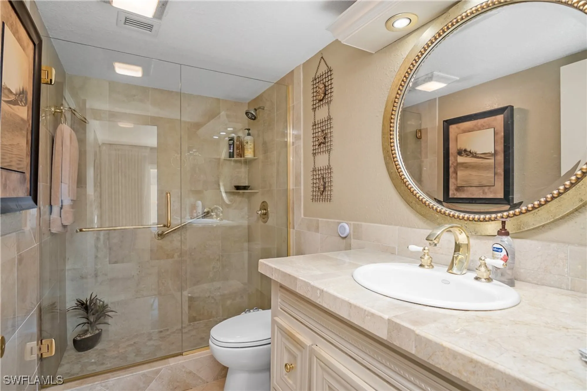 Property Slideshow image 9 of 25 | 3000 gulf shore blvd 415, Naples, FL, 34103