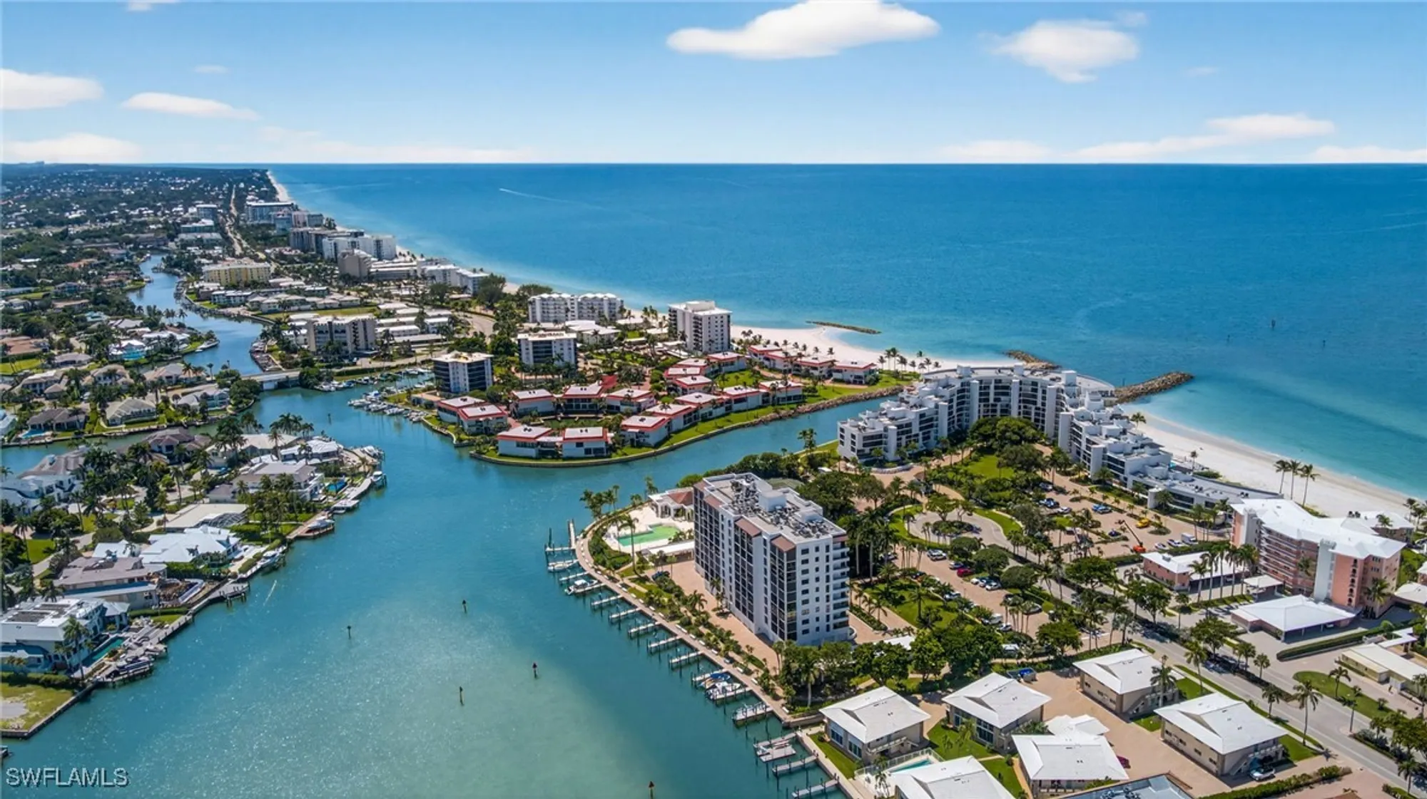 Property Slideshow image 13 of 27 | 2400 gulf shore blvd n ph 4, Naples, FL, 34103