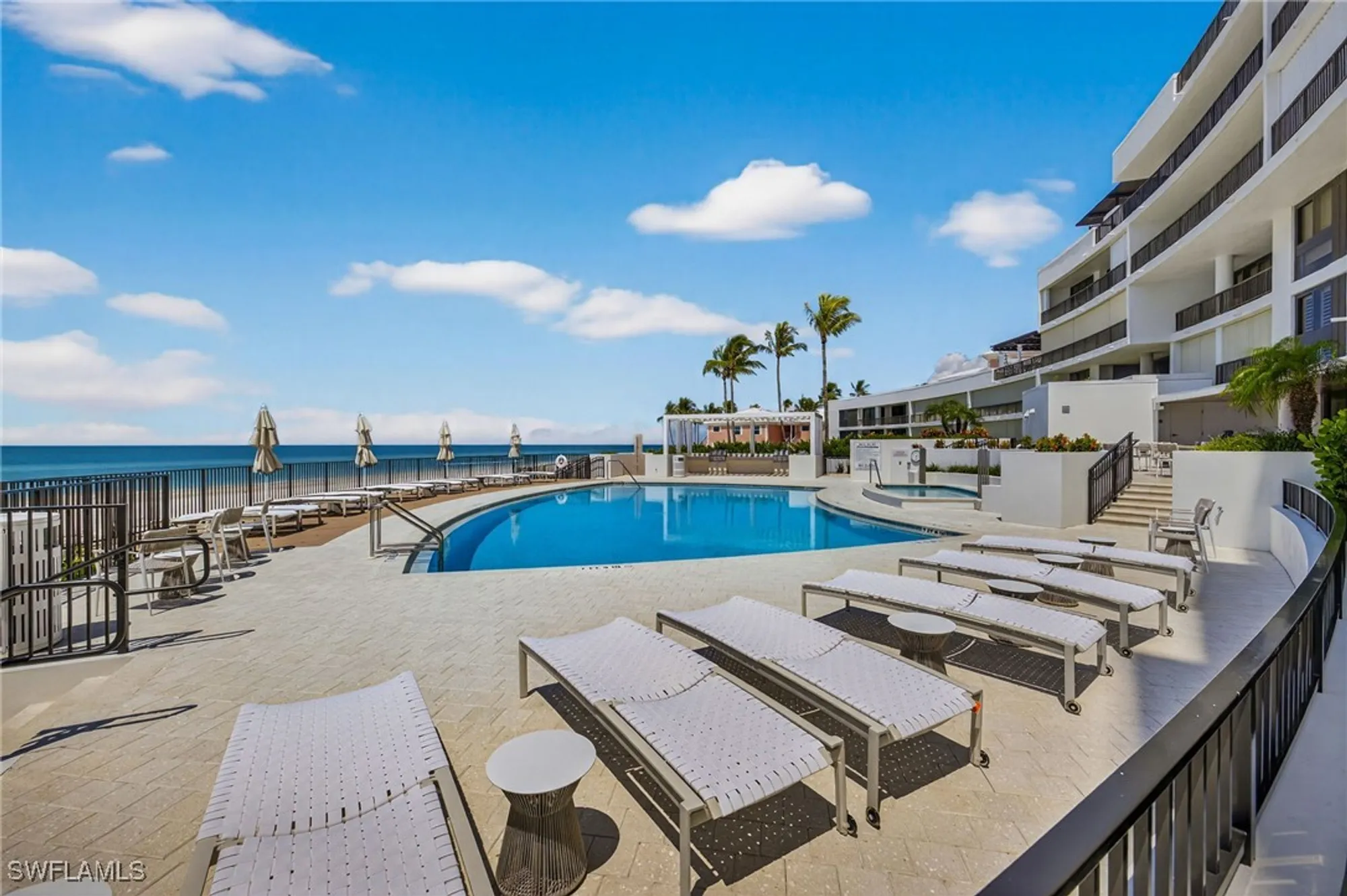 Property Slideshow image 24 of 27 | 2400 gulf shore blvd n ph 4, Naples, FL, 34103