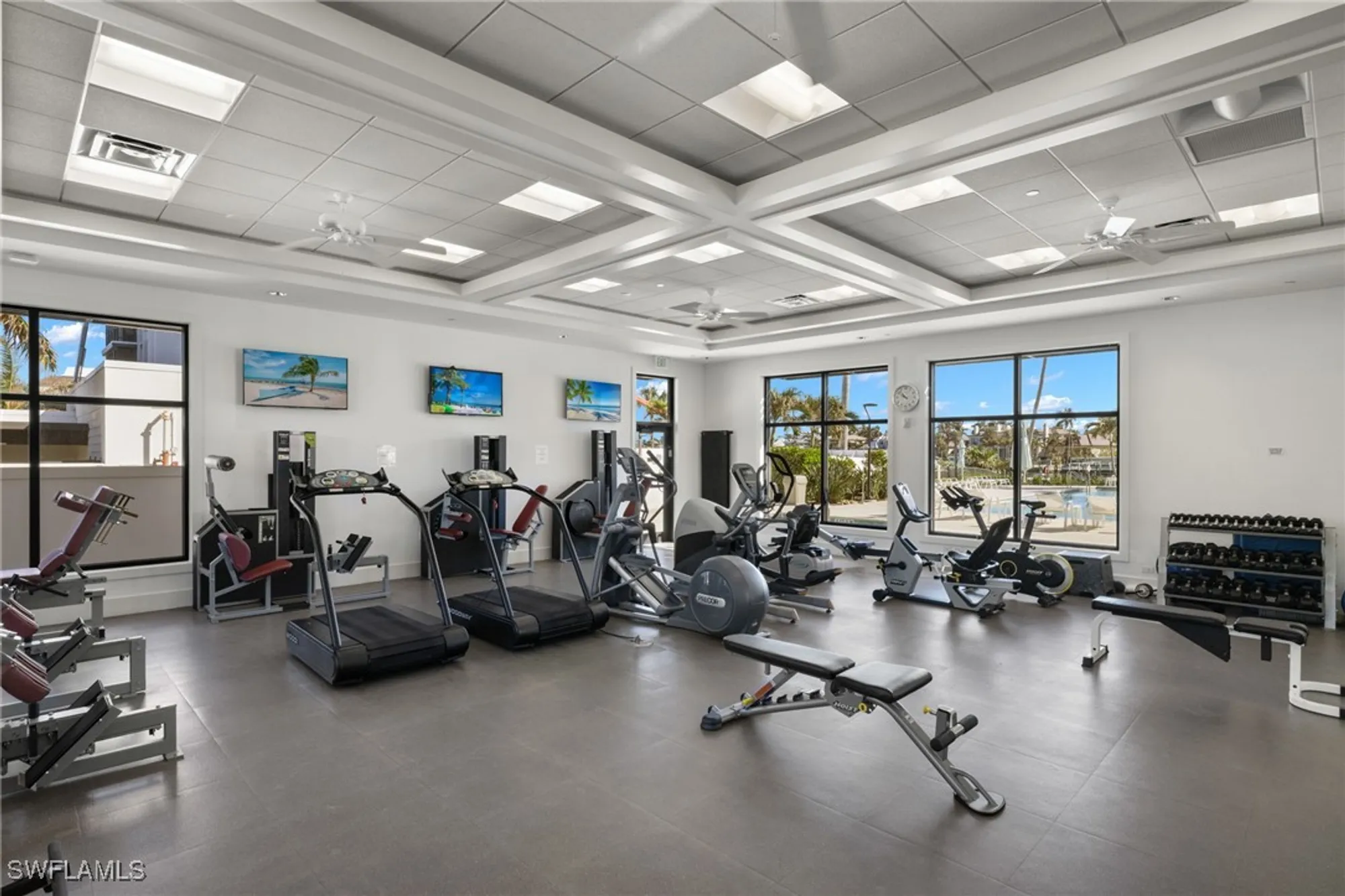 Property Slideshow image 21 of 27 | 2400 gulf shore blvd n ph 4, Naples, FL, 34103