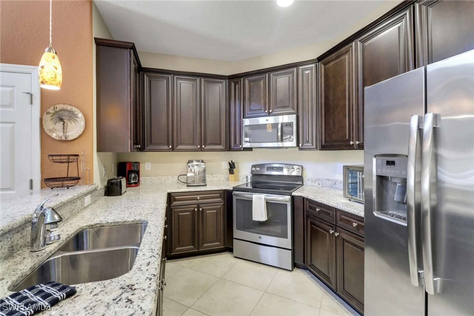Property Slideshow image 4 of 41 | 9065 albion ln 4903, Naples, FL, 34113