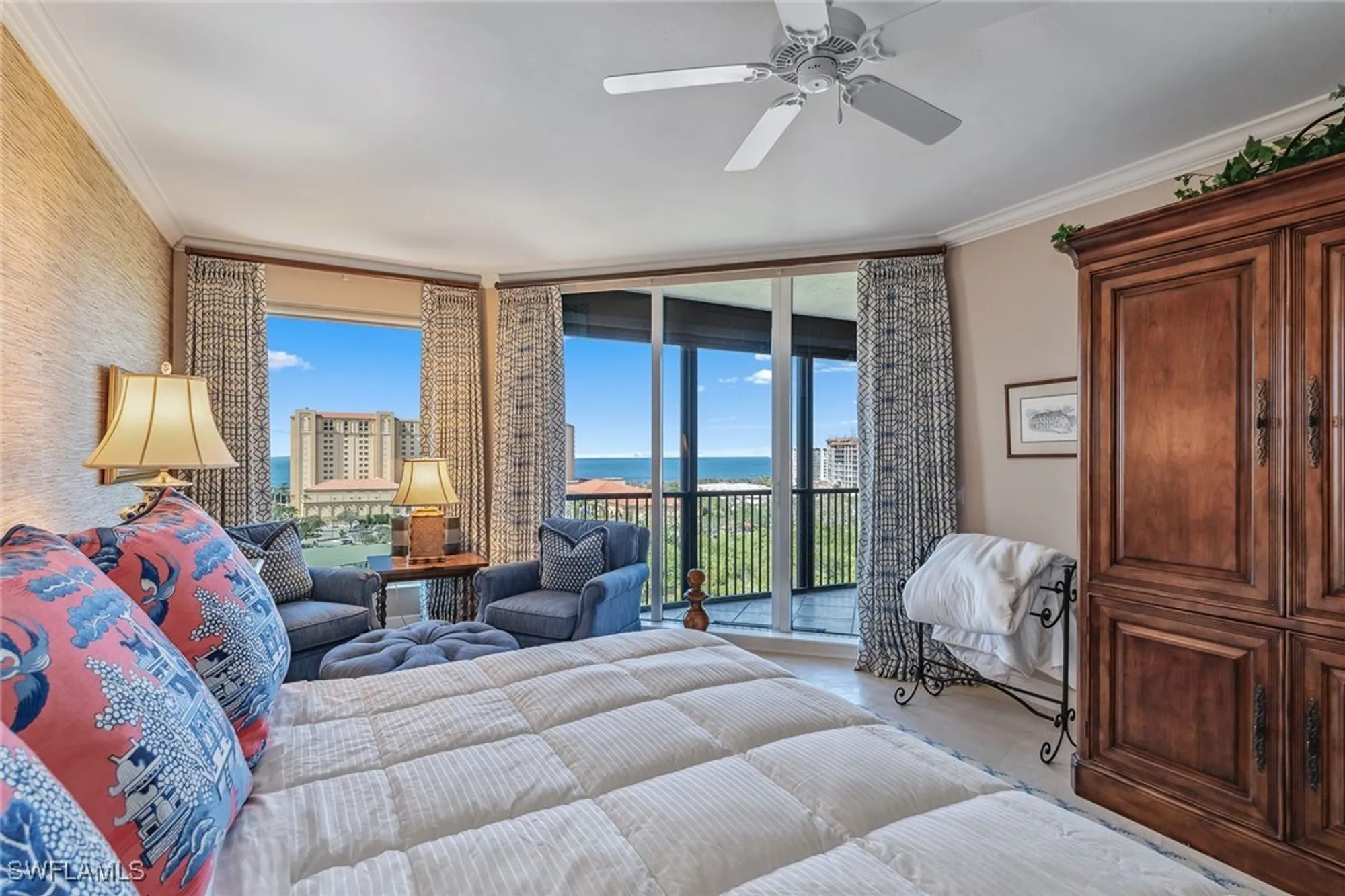 Property Slideshow image 16 of 33 | 8787 bay colony dr 903, Naples, FL, 34108