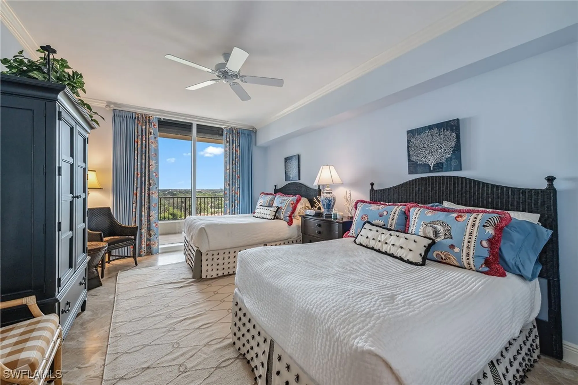 Property Slideshow image 22 of 33 | 8787 bay colony dr 903, Naples, FL, 34108