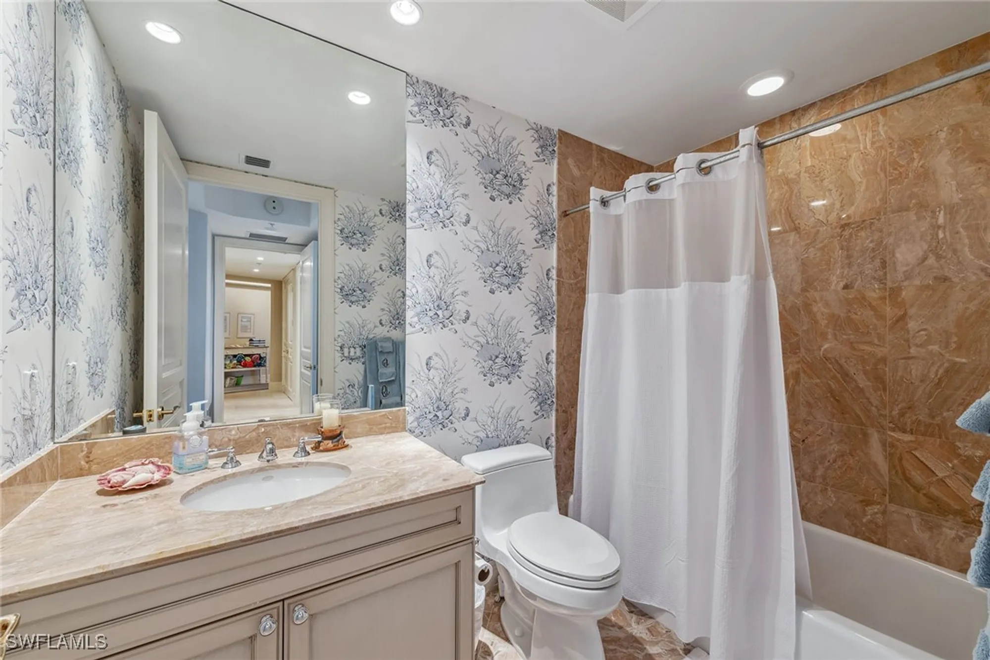 Property Slideshow image 23 of 33 | 8787 bay colony dr 903, Naples, FL, 34108