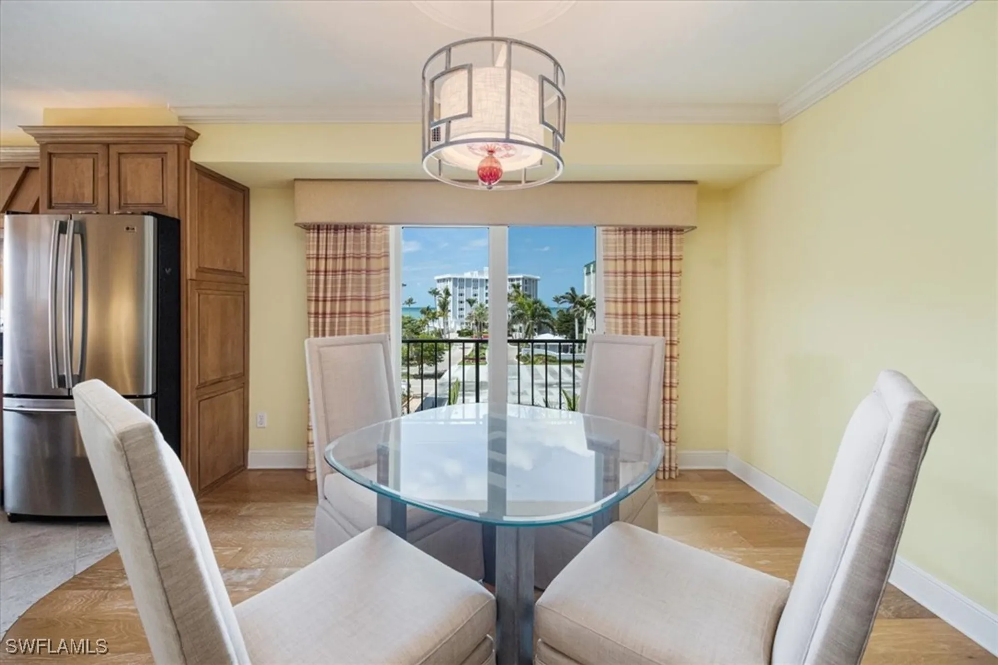 Property Slideshow image 2 of 23 | 2900 gulf shore blvd 406, Naples, FL, 34103
