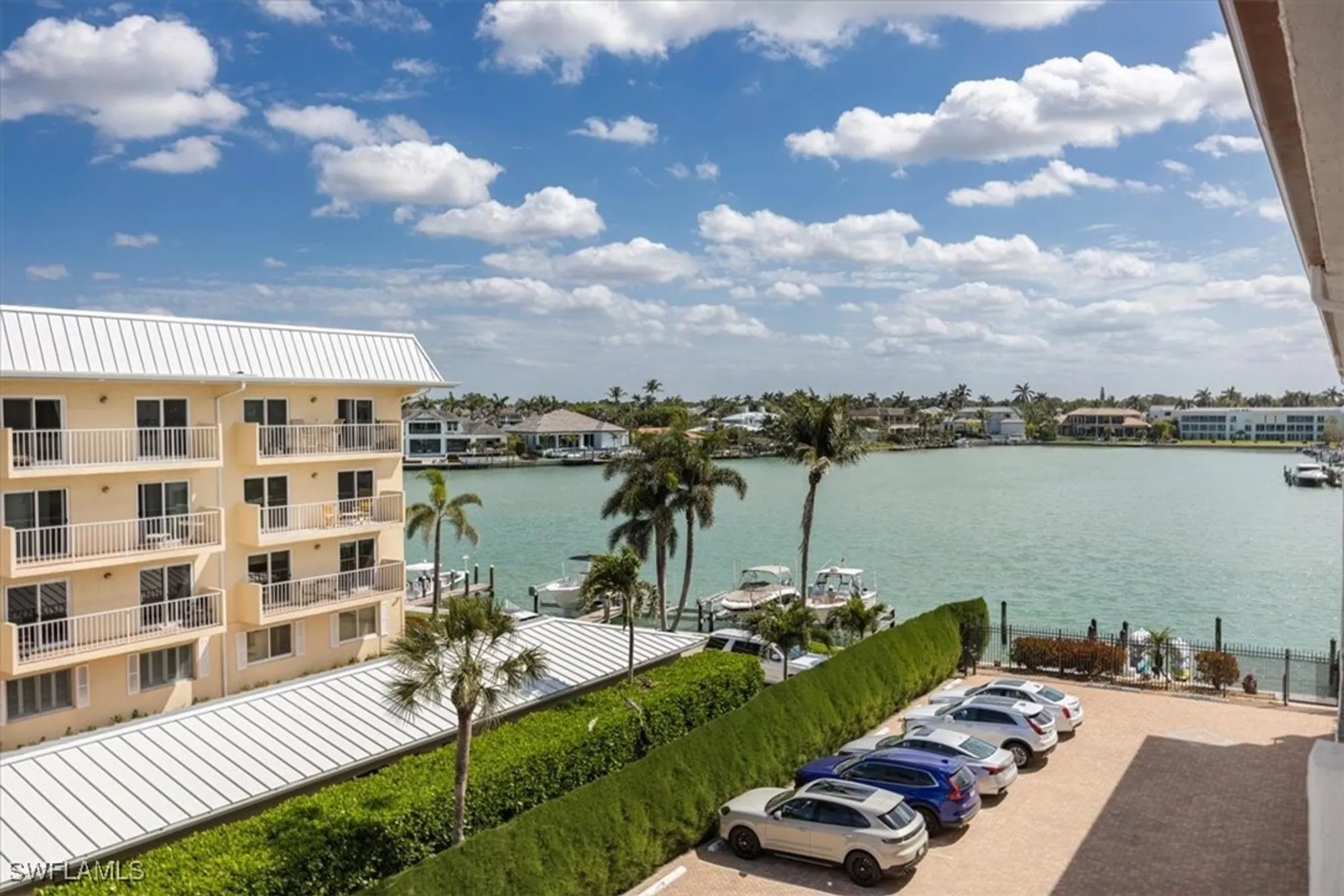 Property Slideshow image 21 of 23 | 2900 gulf shore blvd 406, Naples, FL, 34103