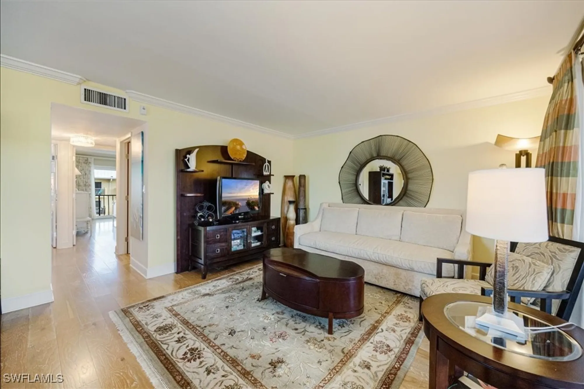 Property Slideshow image 8 of 23 | 2900 gulf shore blvd 406, Naples, FL, 34103