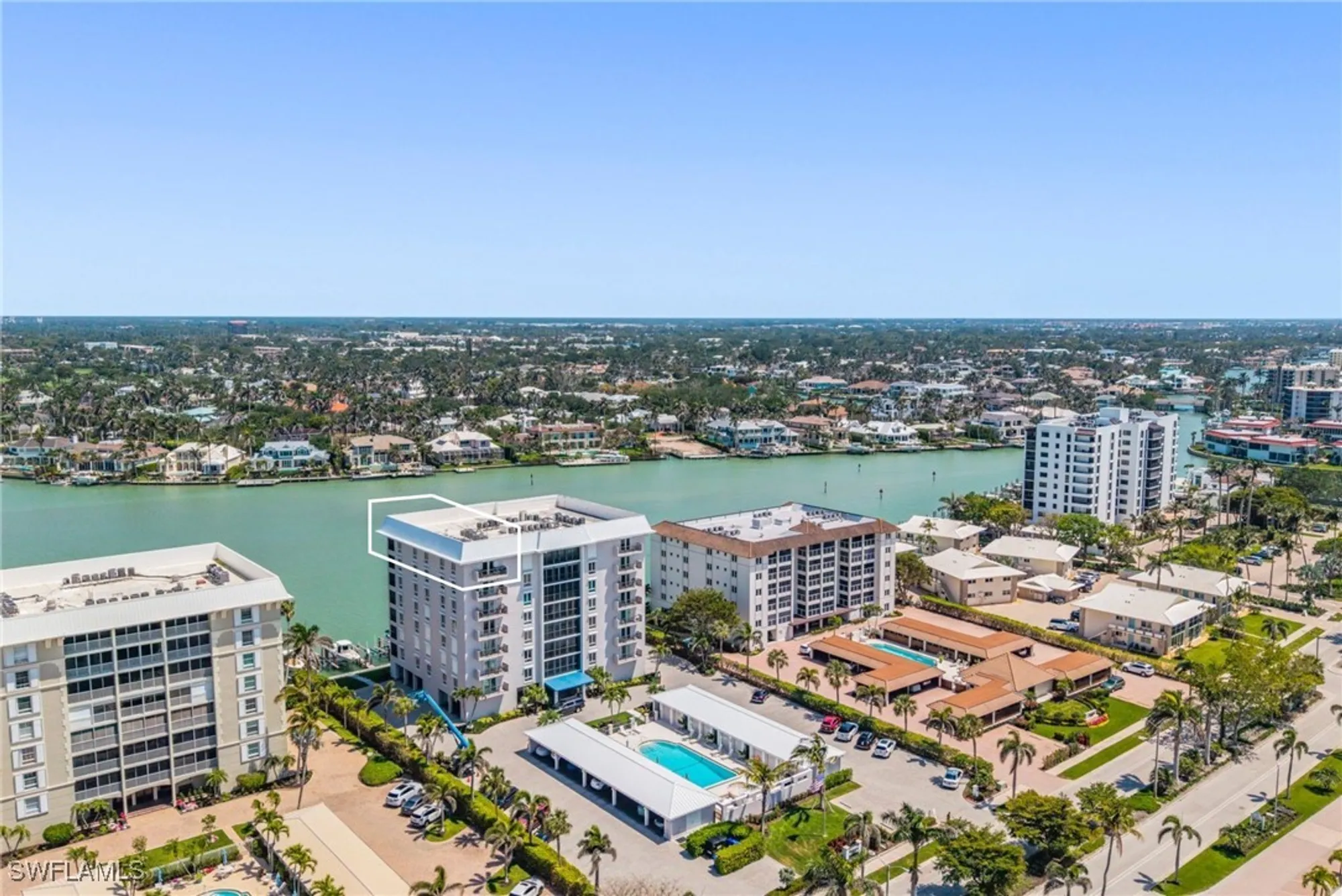 Property Slideshow image 36 of 37 | 2650 gulf shore blvd 701, Naples, FL, 34103