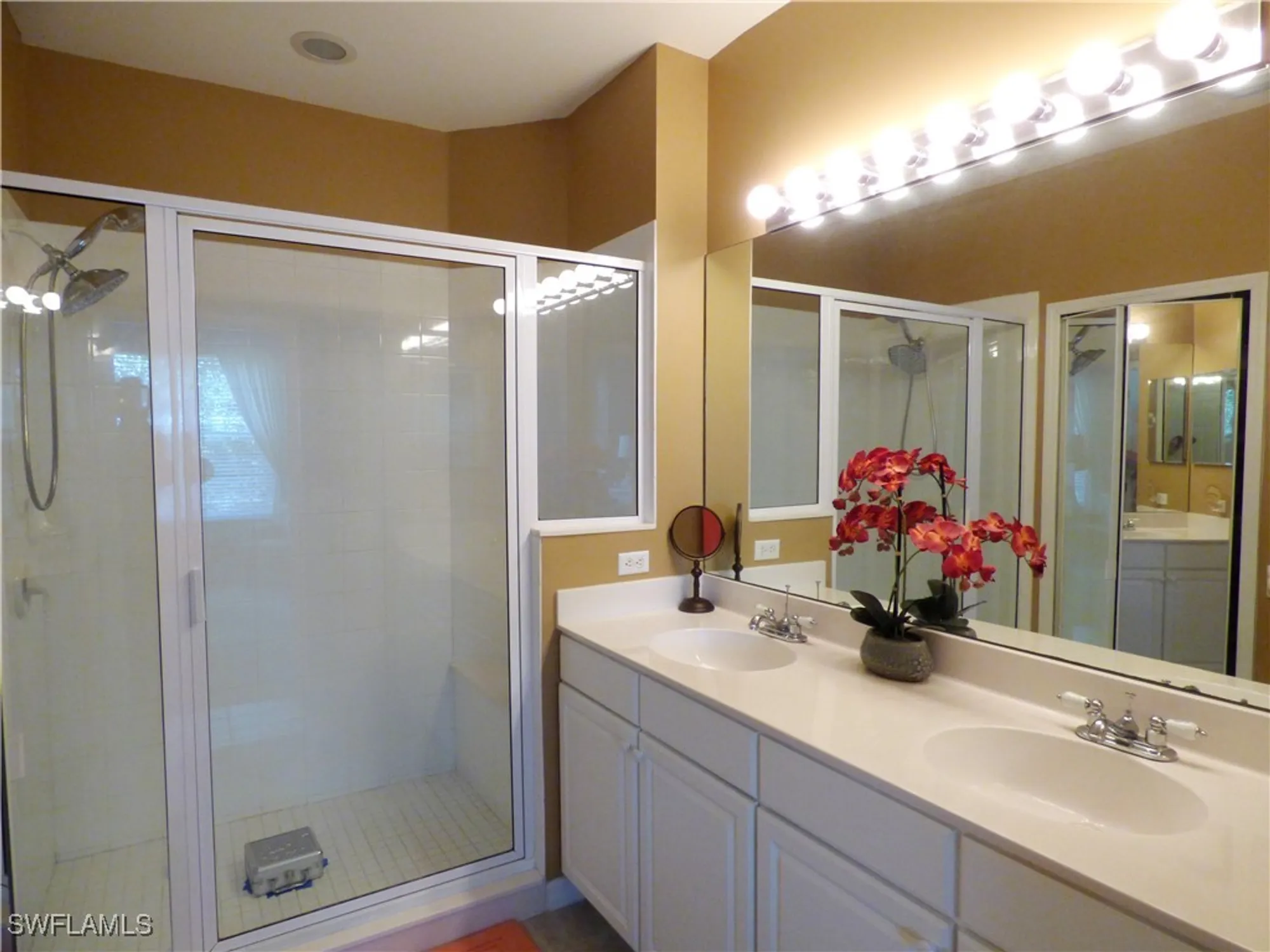 Property Slideshow image 10 of 24 | 10111 colonial country club blvd 2309, Fort Myers, FL, 33913