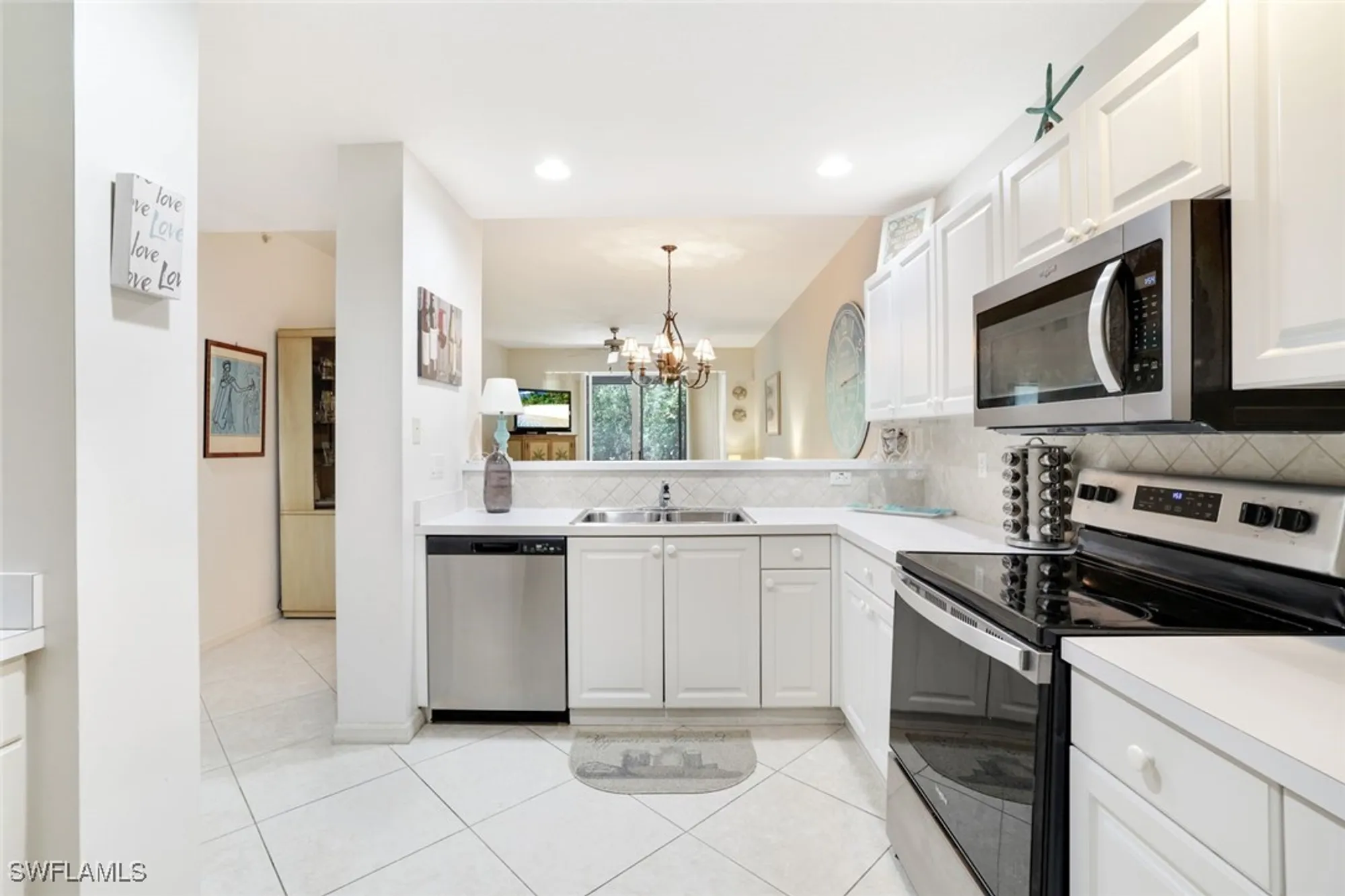 Property Slideshow image 13 of 36 | 8315 whisper trace way c-102, Naples, FL, 34114