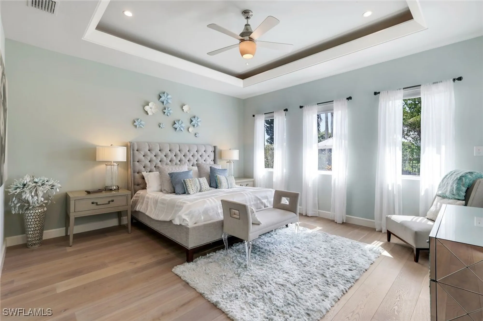 Property Slideshow image 16 of 49 | 875 wedge dr, Naples, FL, 34103