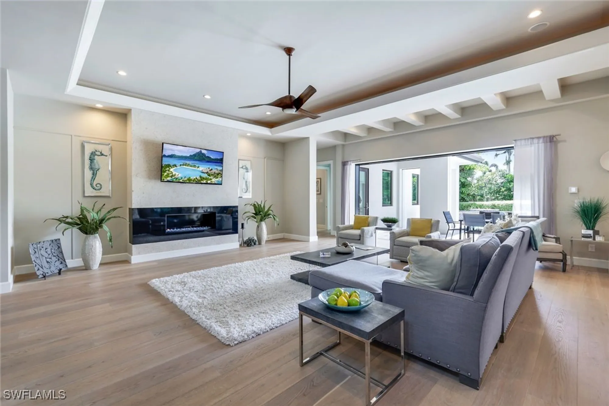 Property Slideshow image 10 of 49 | 875 wedge dr, Naples, FL, 34103