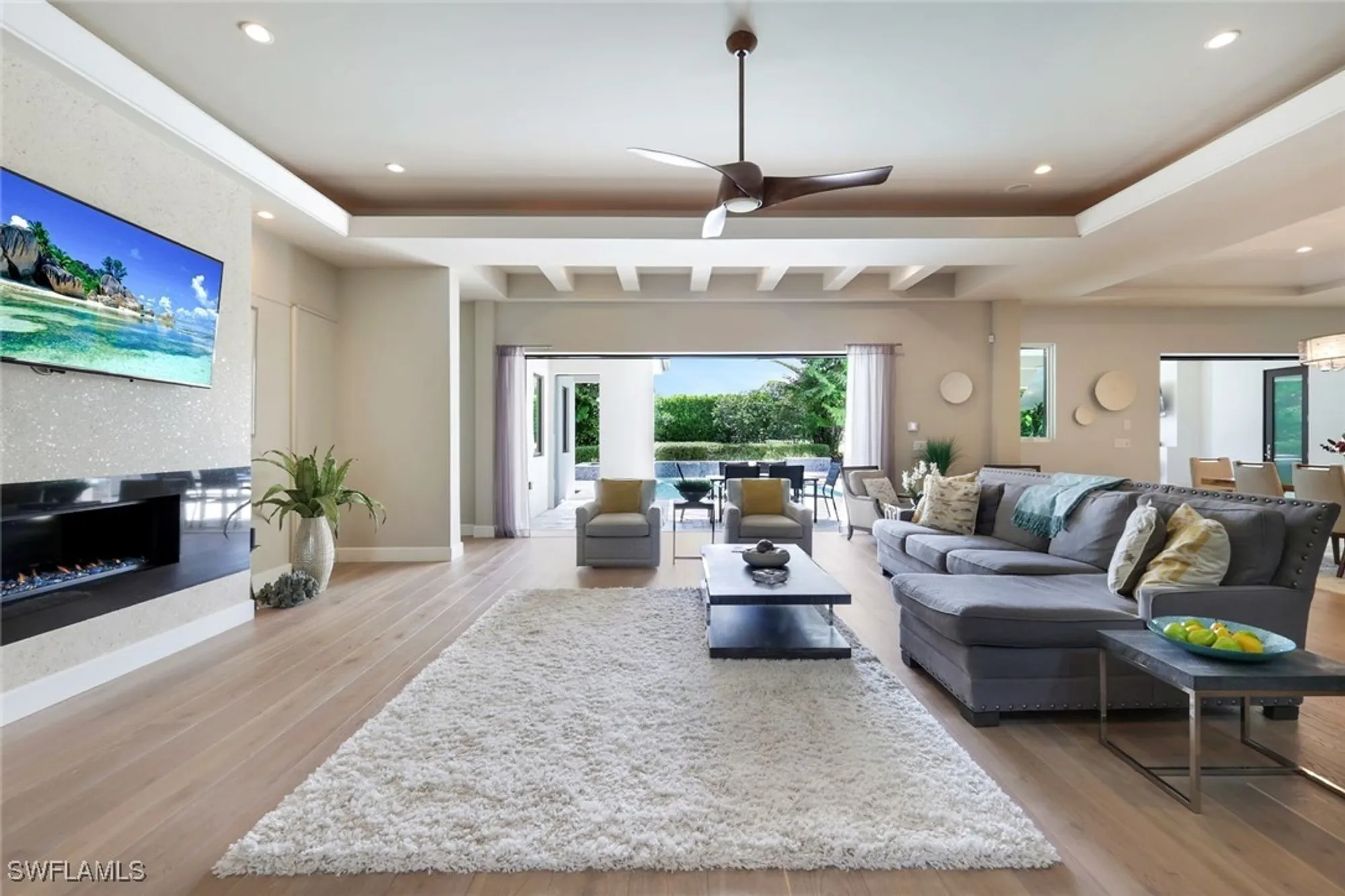 Property Slideshow image 9 of 49 | 875 wedge dr, Naples, FL, 34103