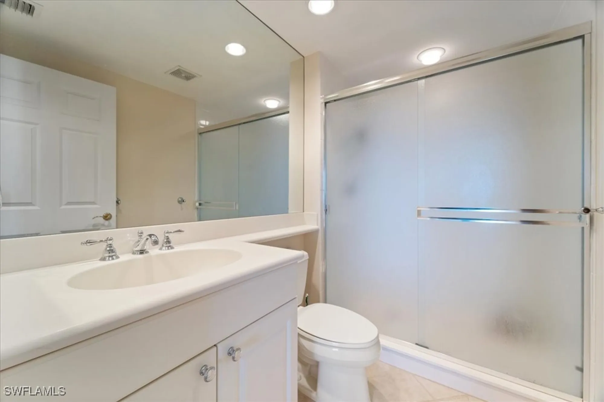 Property Slideshow image 22 of 33 | 7225 pelican bay blvd 1202, Naples, FL, 34108