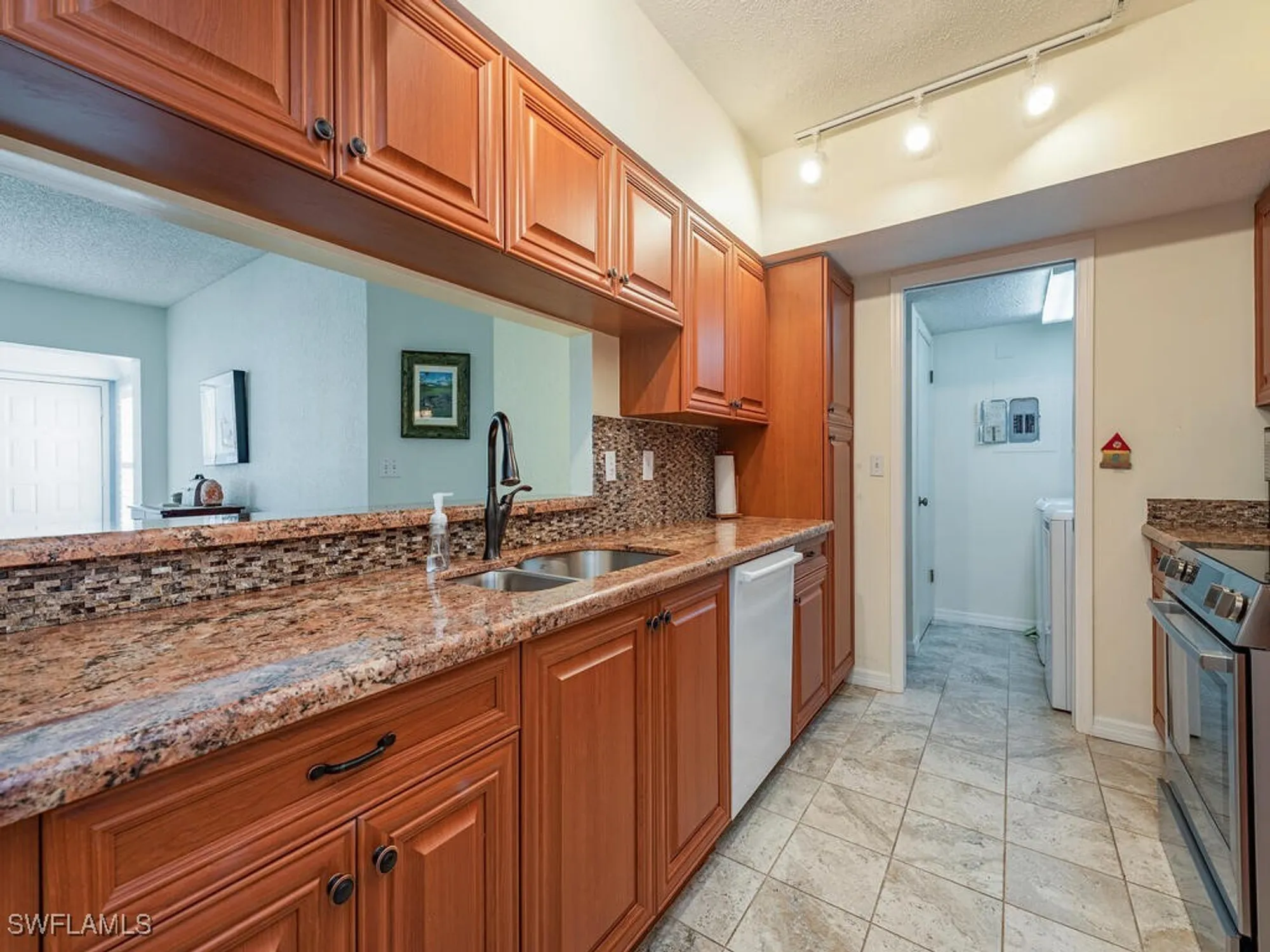 Property Slideshow image 4 of 12 | 105 tuscana ct 1002, Naples, FL, 34119