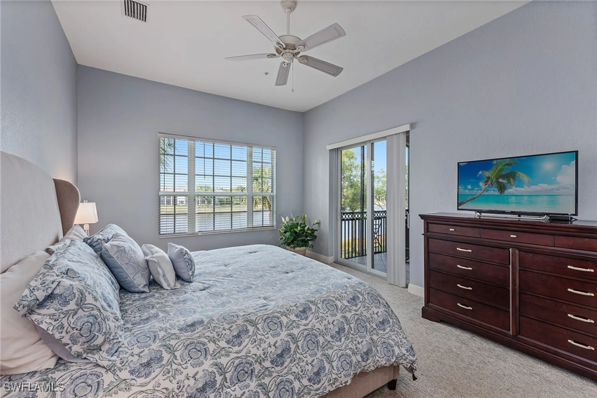 Property Slideshow image 17 of 49 | 9267 museo cir 202, Naples, FL, 34114