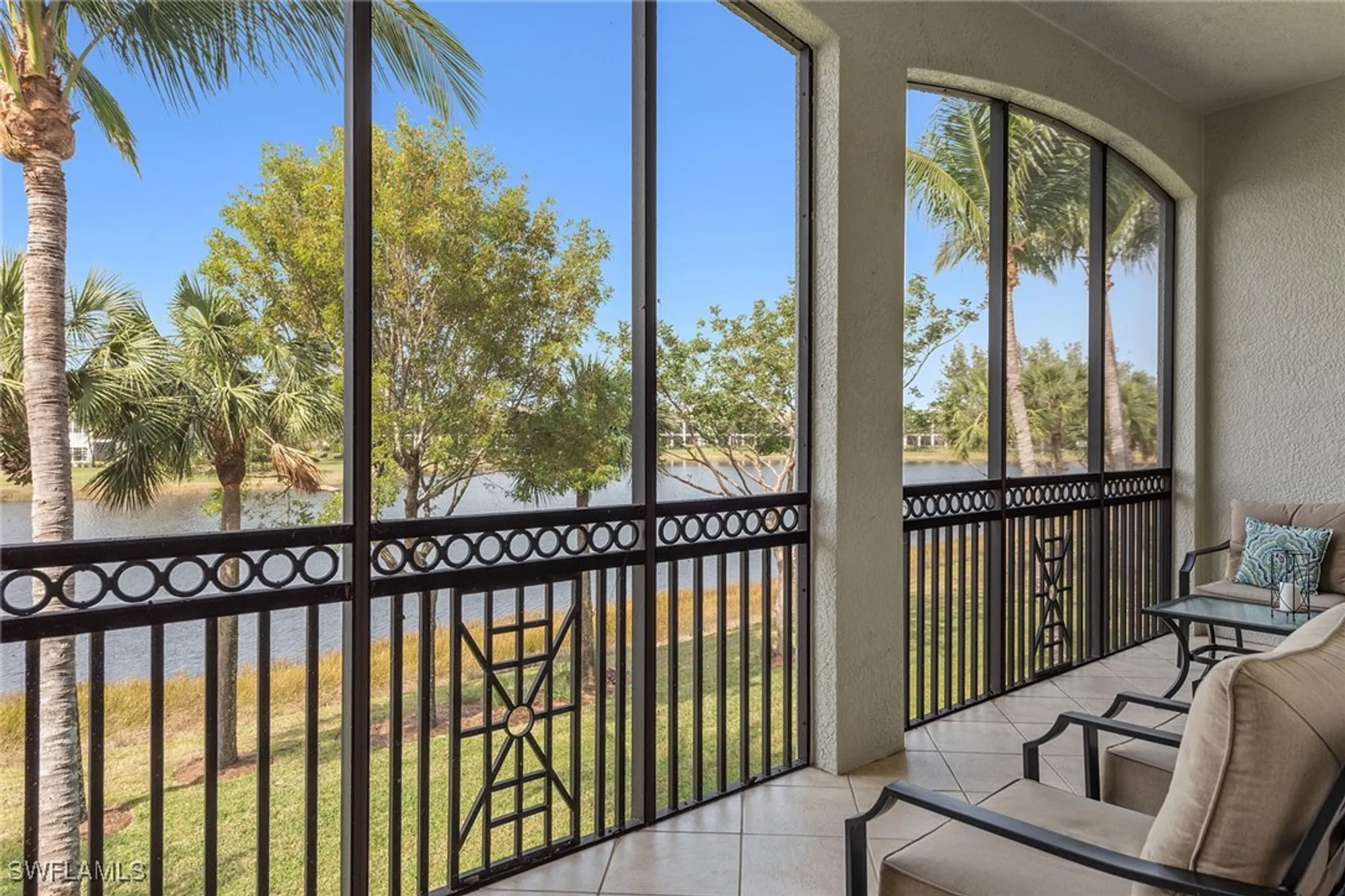 Property Slideshow image 28 of 49 | 9267 museo cir 202, Naples, FL, 34114