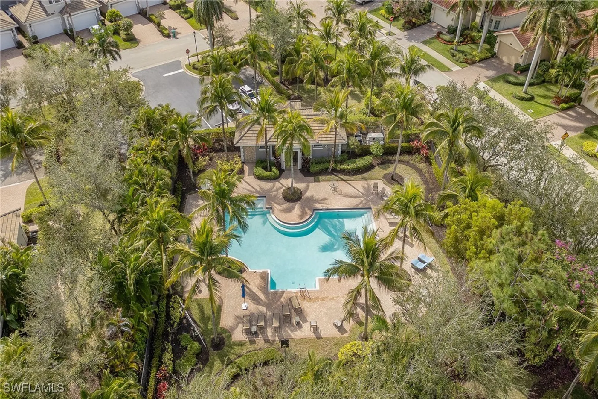 Property Slideshow image 33 of 49 | 9267 museo cir 202, Naples, FL, 34114