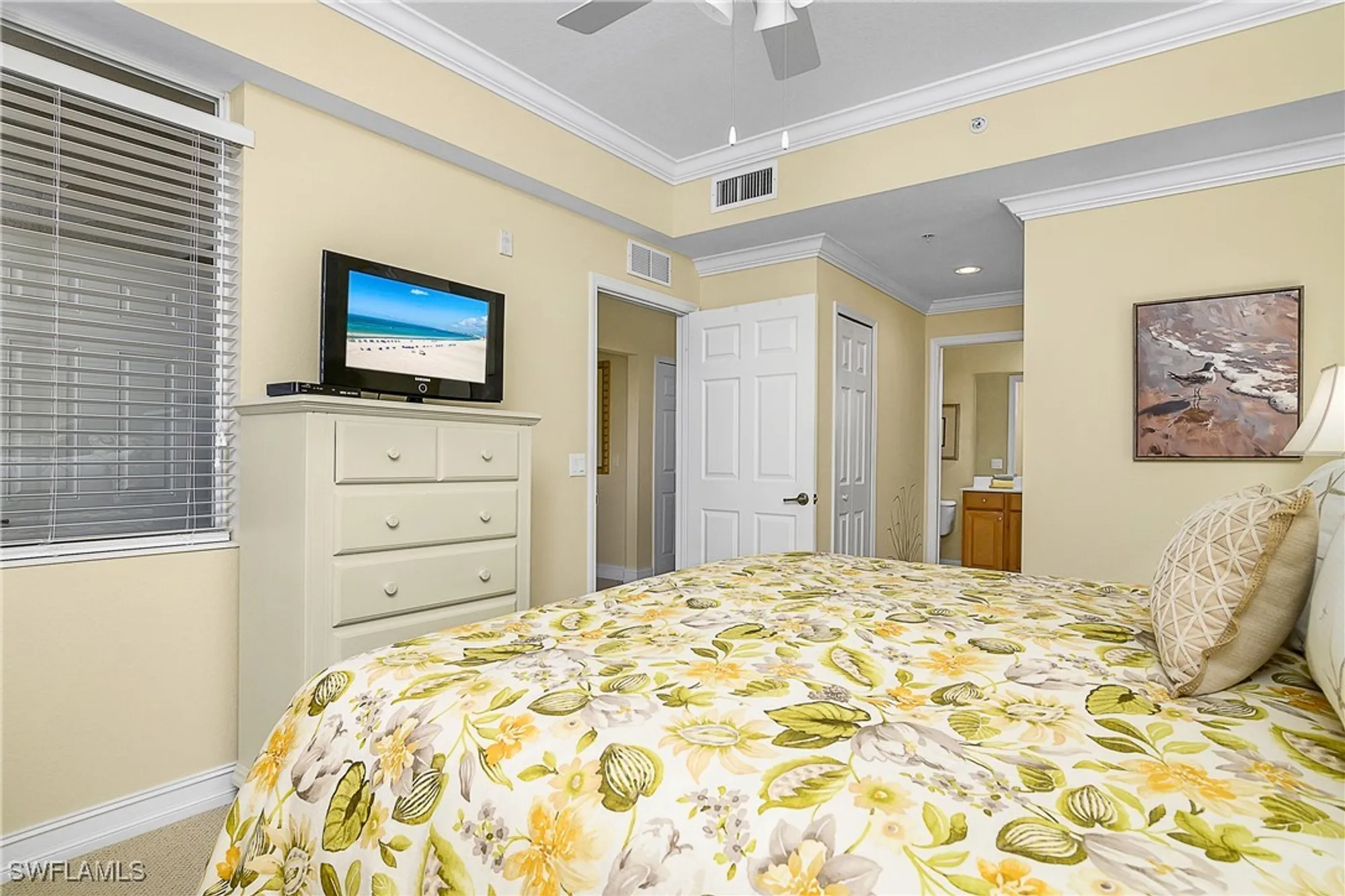 Property Slideshow image 15 of 38 | 10317 heritage bay blvd 1426, Naples, FL, 34120