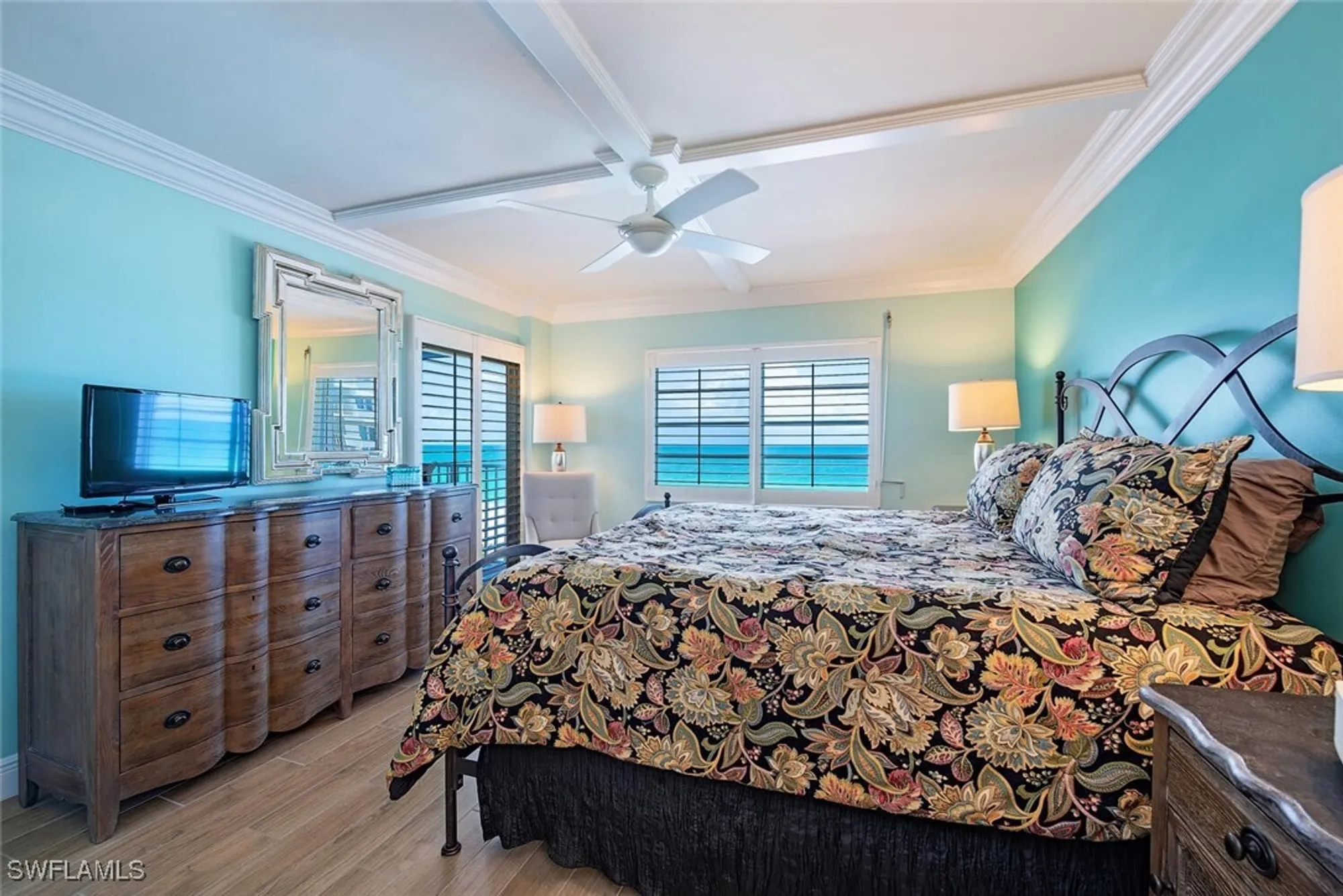 Property Slideshow image 10 of 15 | 3443 gulf shore blvd 409, Naples, FL, 34103