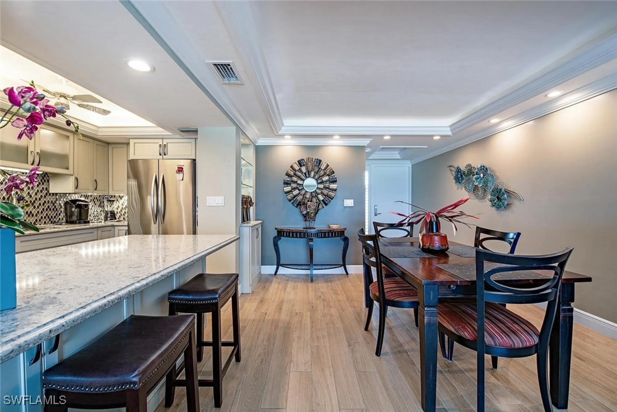 Property Slideshow image 5 of 15 | 3443 gulf shore blvd 409, Naples, FL, 34103