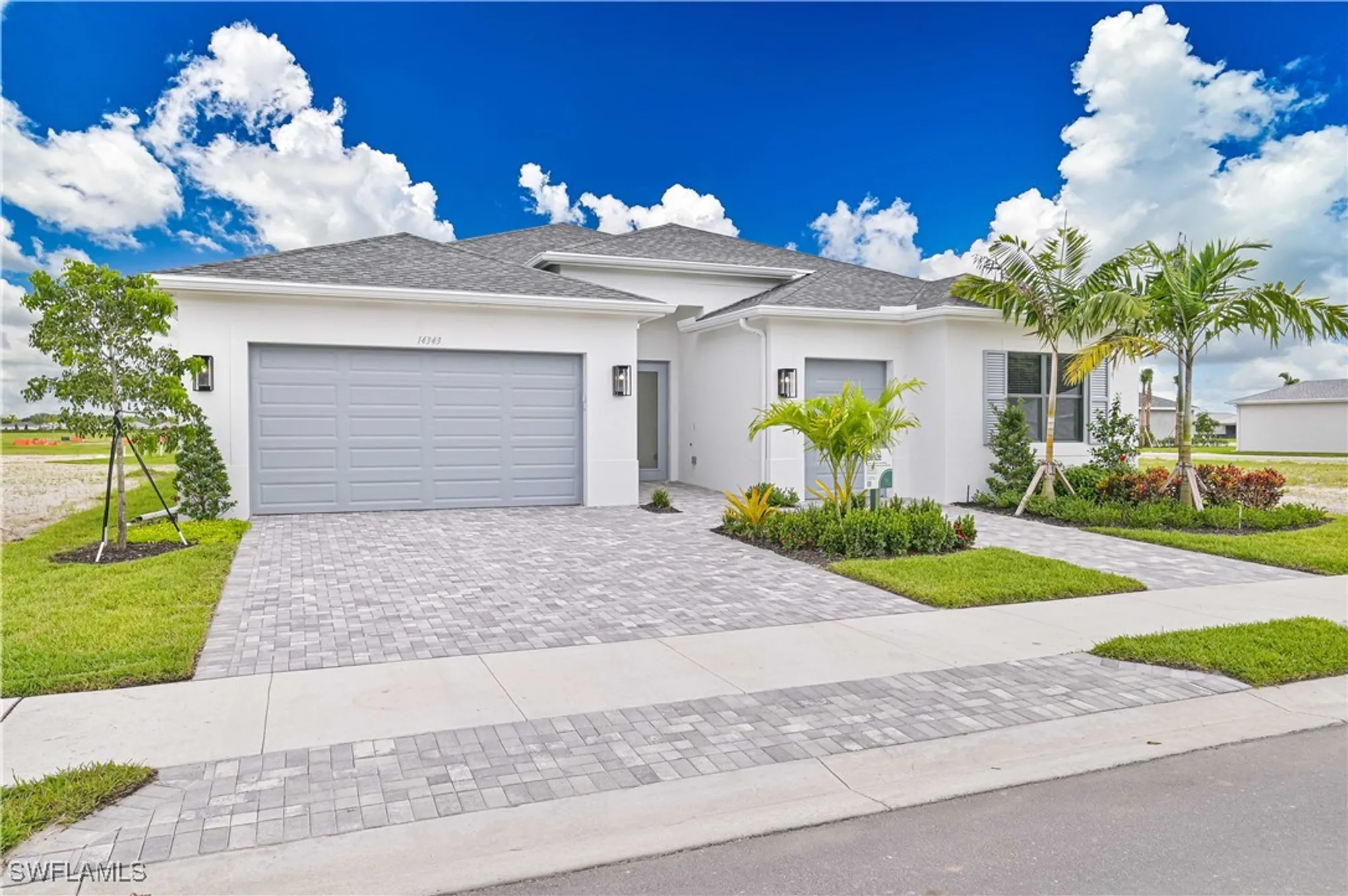 Property Slideshow image 1 of 50 | 14343 hogarth pl, Fort Myers, FL, 33905