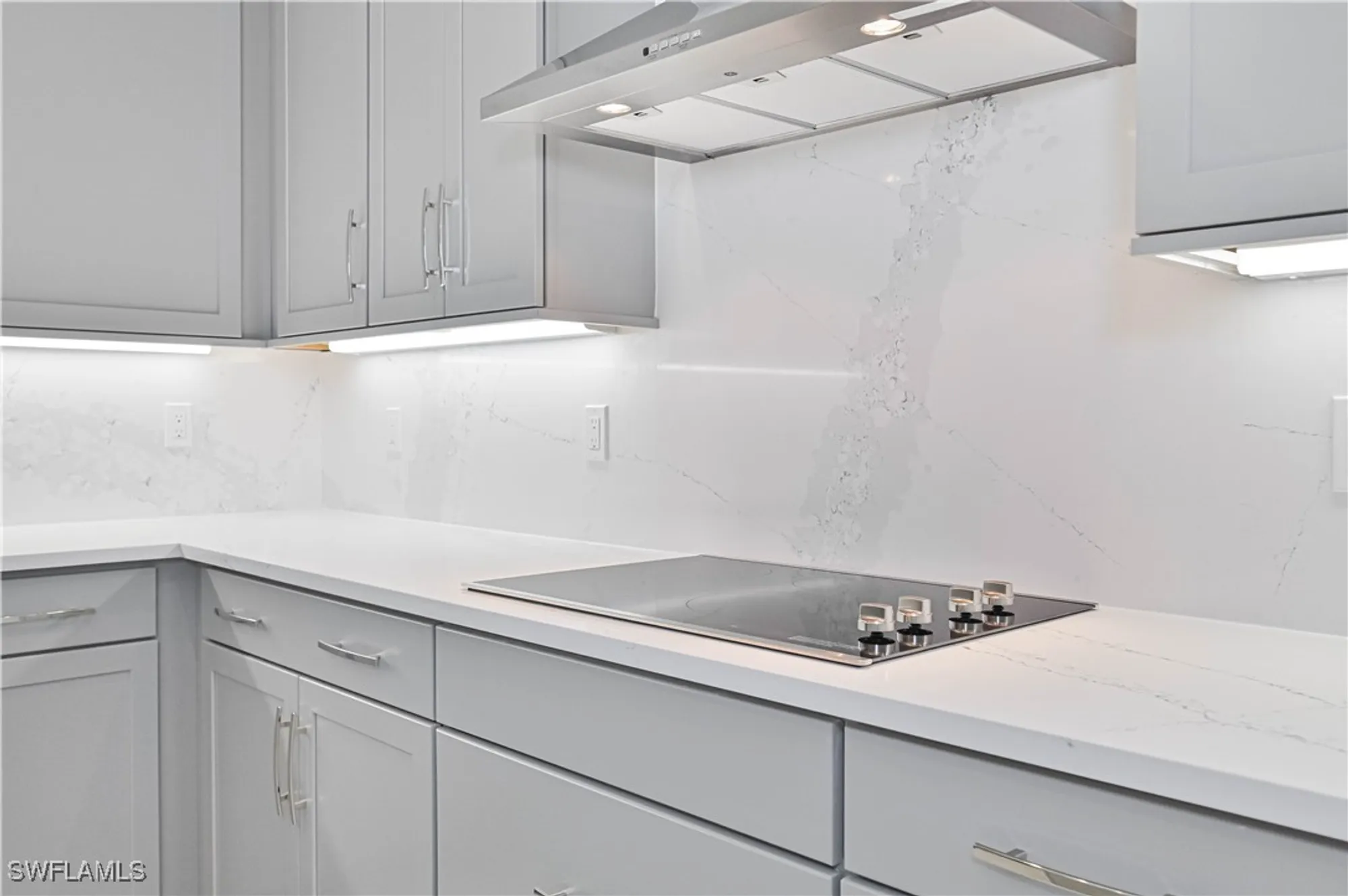 Property Slideshow image 11 of 50 | 14343 hogarth pl, Fort Myers, FL, 33905