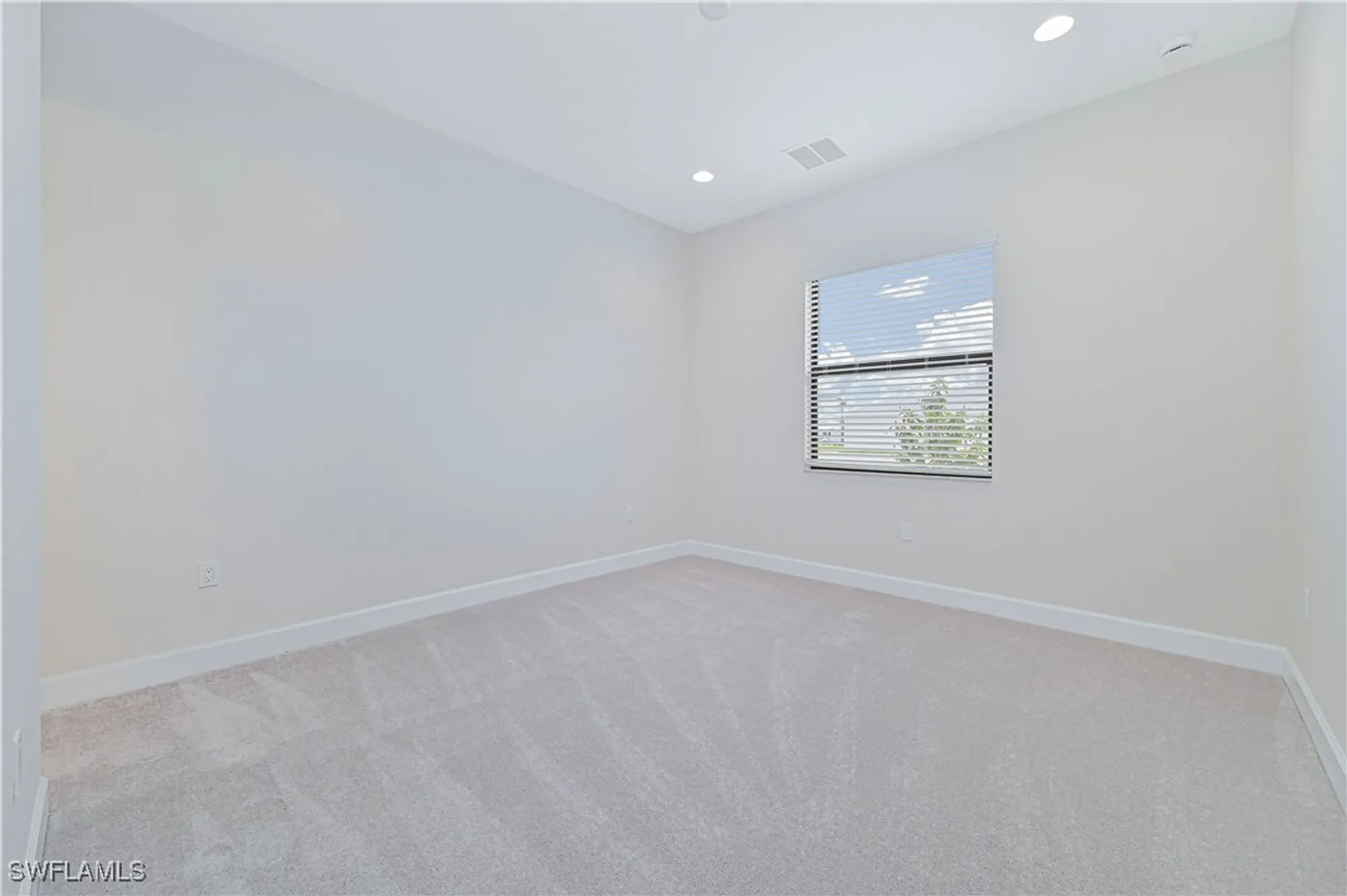 Property Slideshow image 29 of 50 | 14343 hogarth pl, Fort Myers, FL, 33905