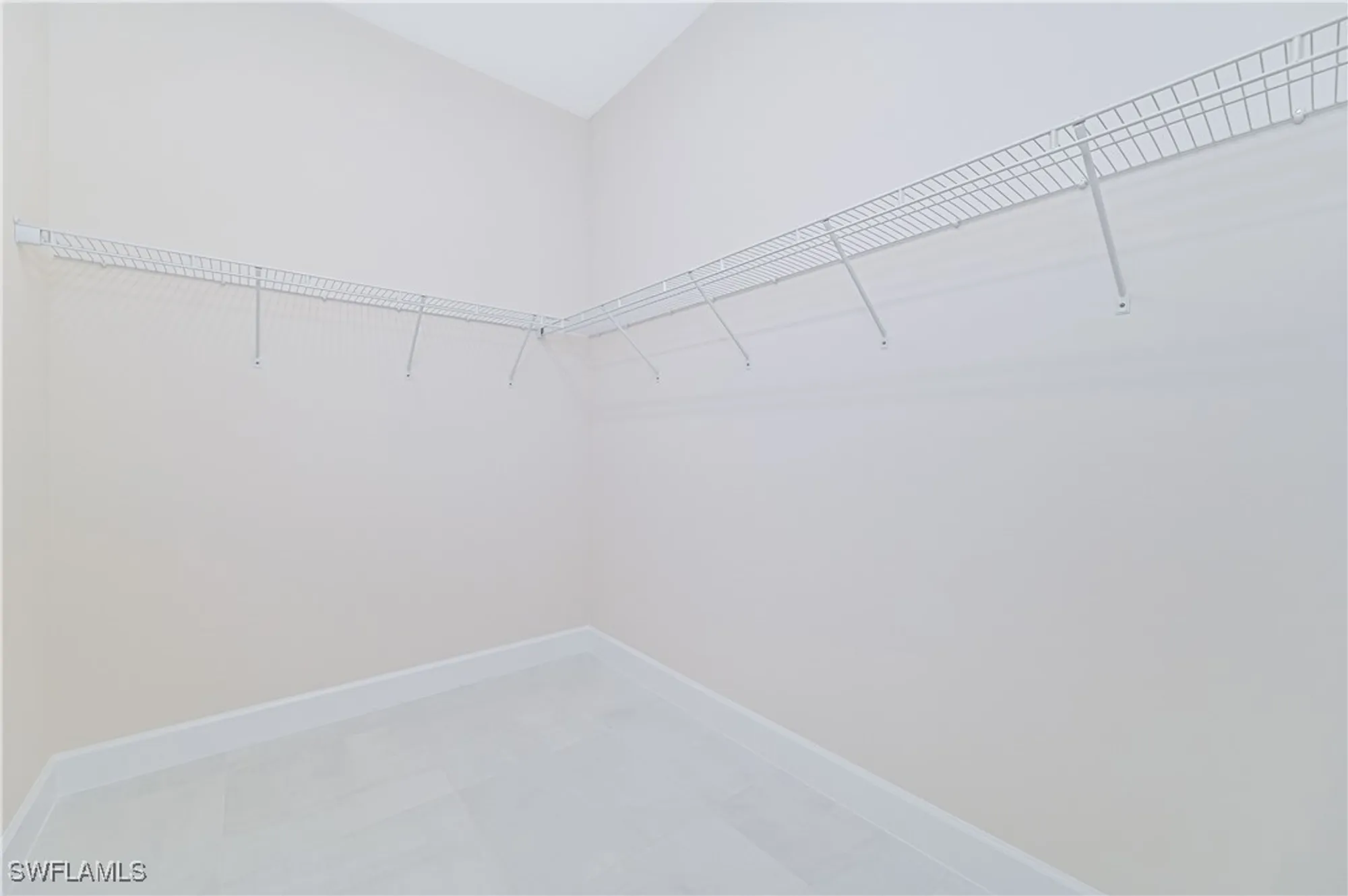 Property Slideshow image 22 of 50 | 14343 hogarth pl, Fort Myers, FL, 33905