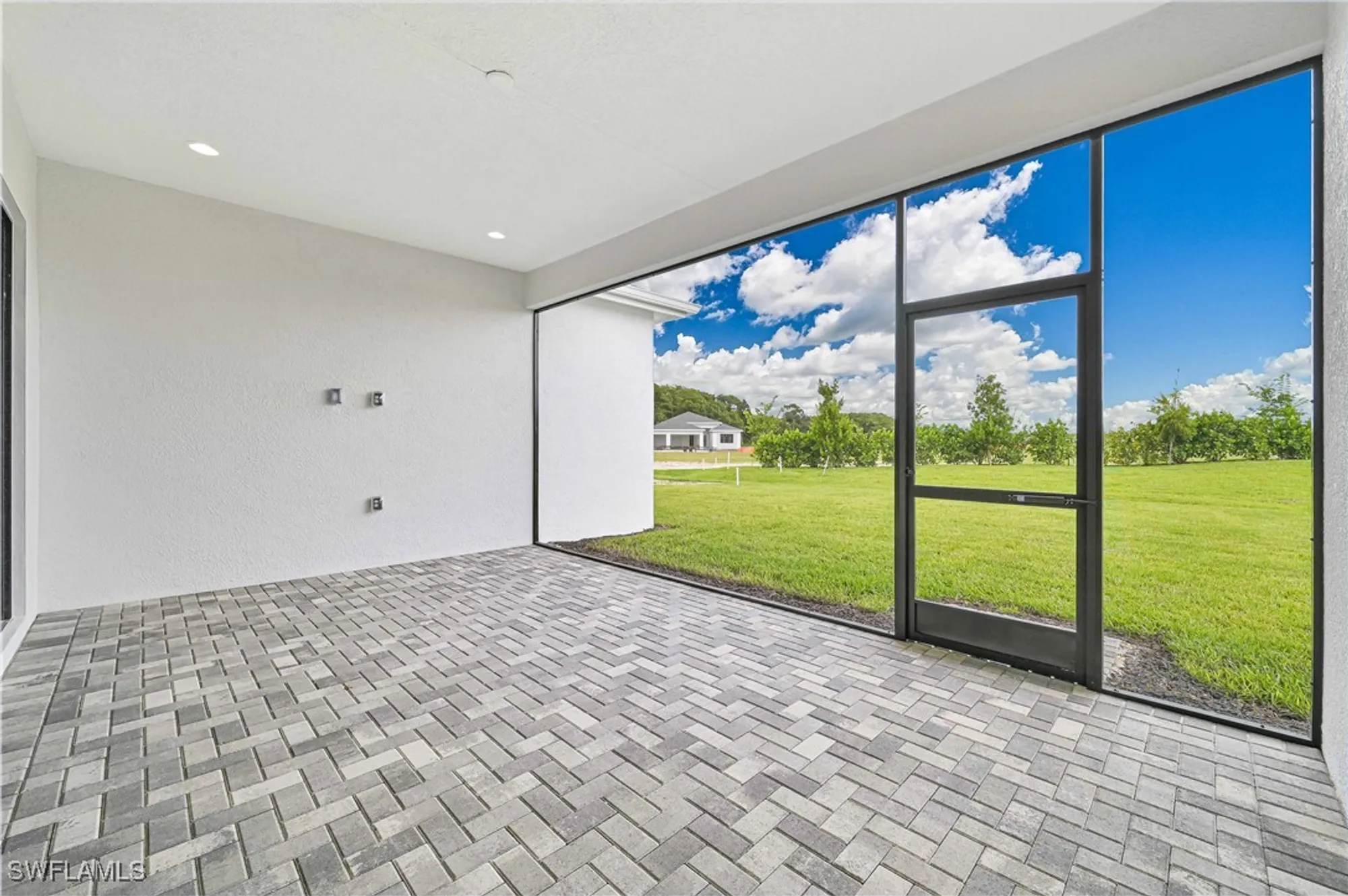 Property Slideshow image 34 of 50 | 14343 hogarth pl, Fort Myers, FL, 33905