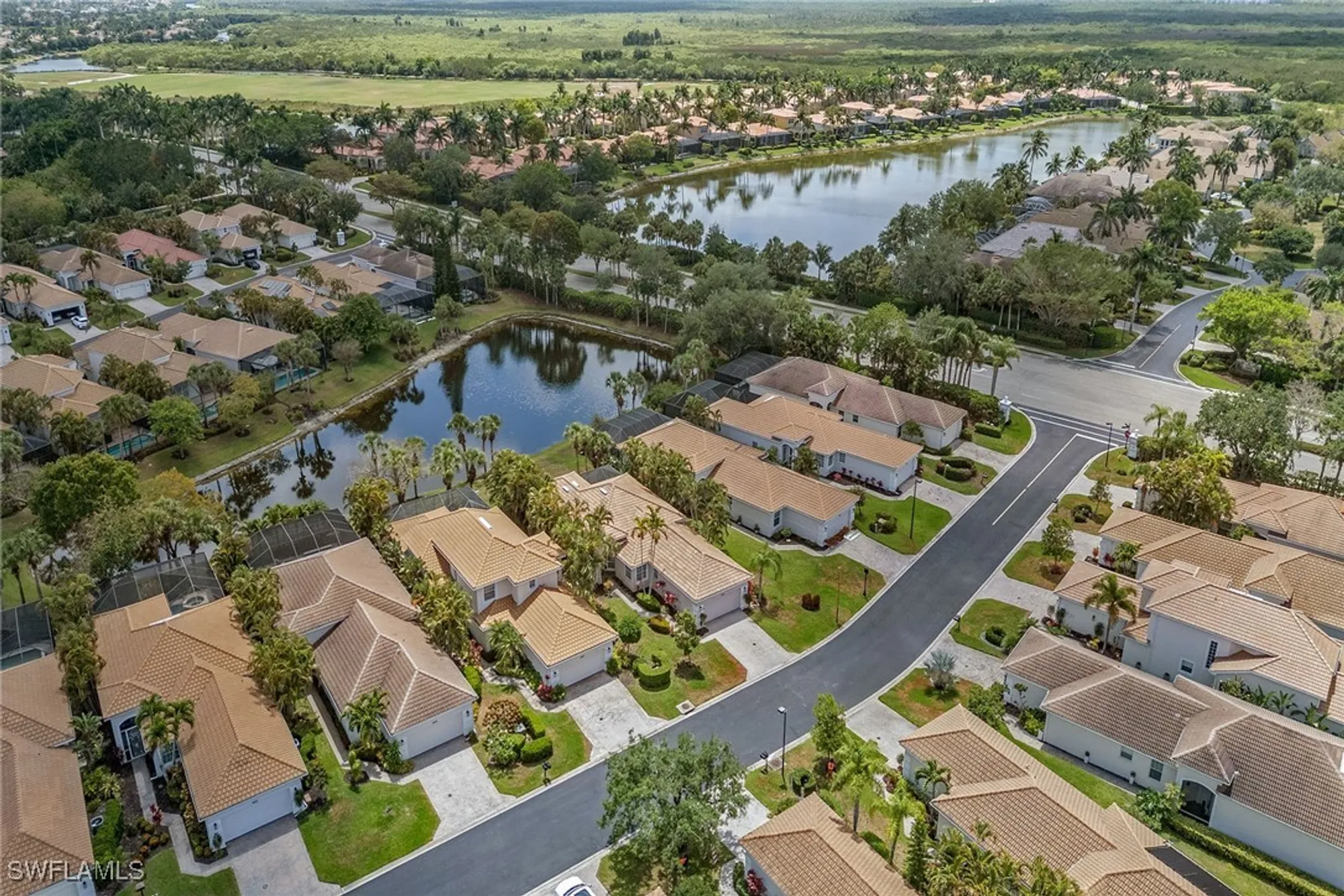 Property Slideshow image 33 of 50 | 8540 pepper tree way, Naples, FL, 34114