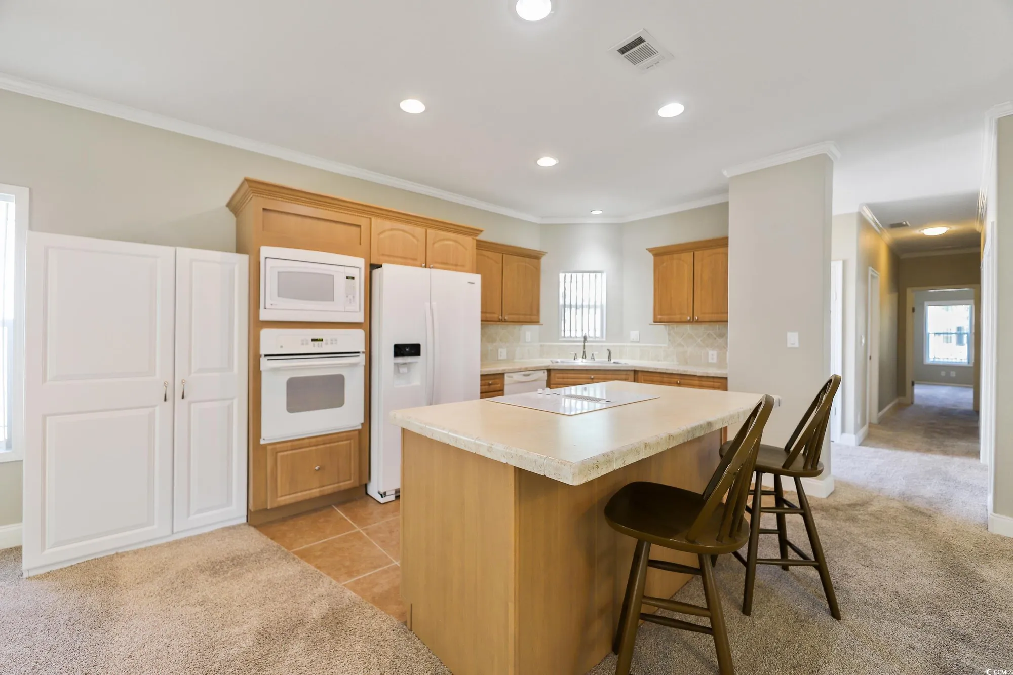 Property Slideshow image 9 of 22 | 628 lake estates ct, Conway, SC, 29526