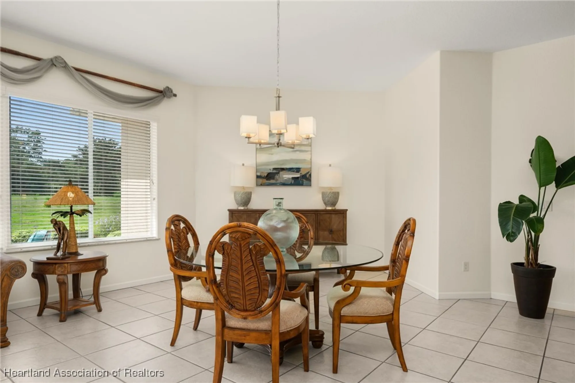 Property Slideshow image 16 of 50 | 4032 carter creek dr, Avon Park, FL, 33825