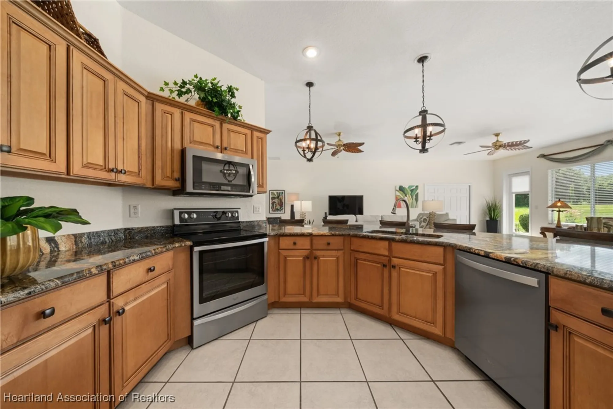 Property Slideshow image 21 of 50 | 4032 carter creek dr, Avon Park, FL, 33825