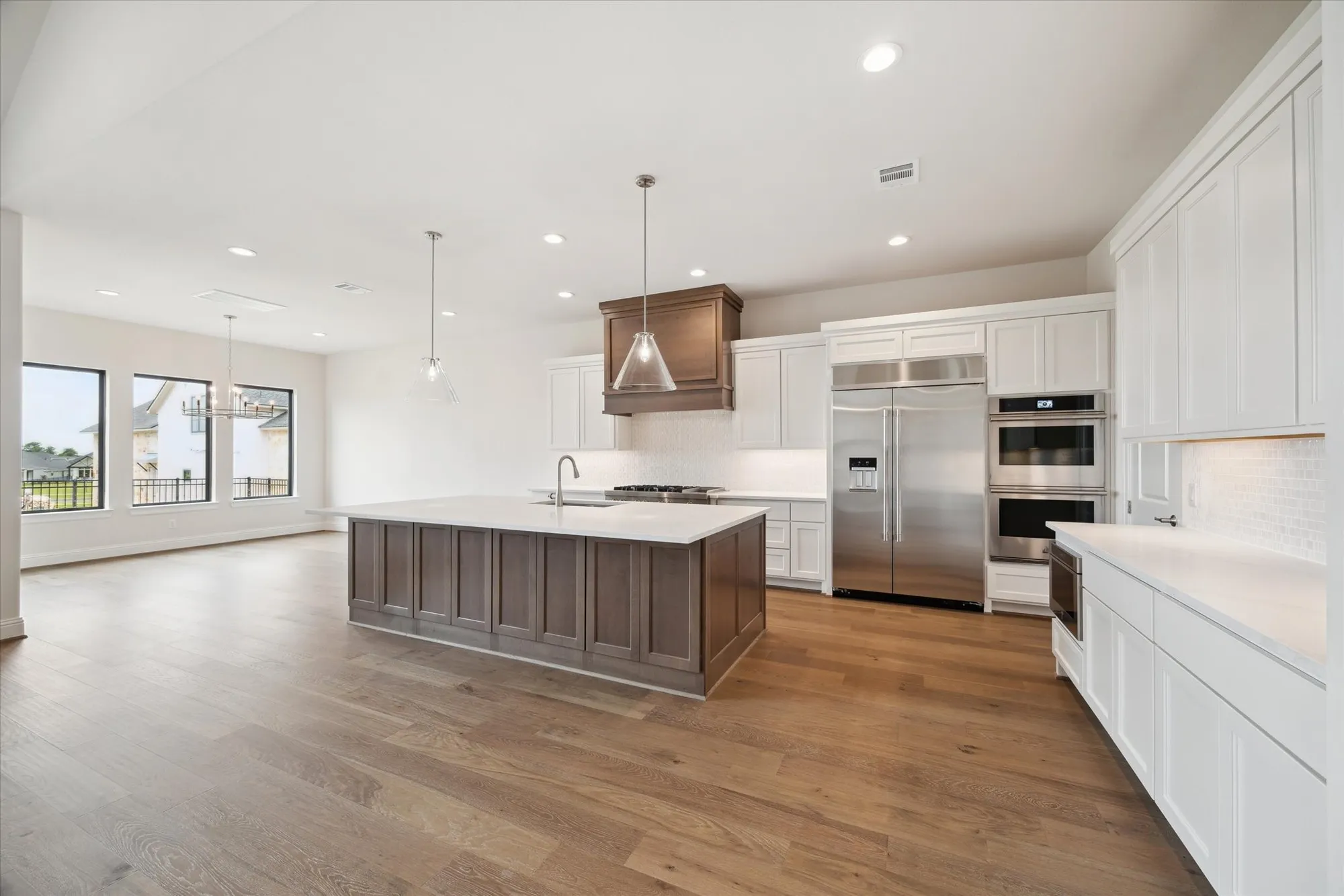 Property Slideshow image 10 of 40 | 14015 hawk vista ct, Willis, TX, 77318