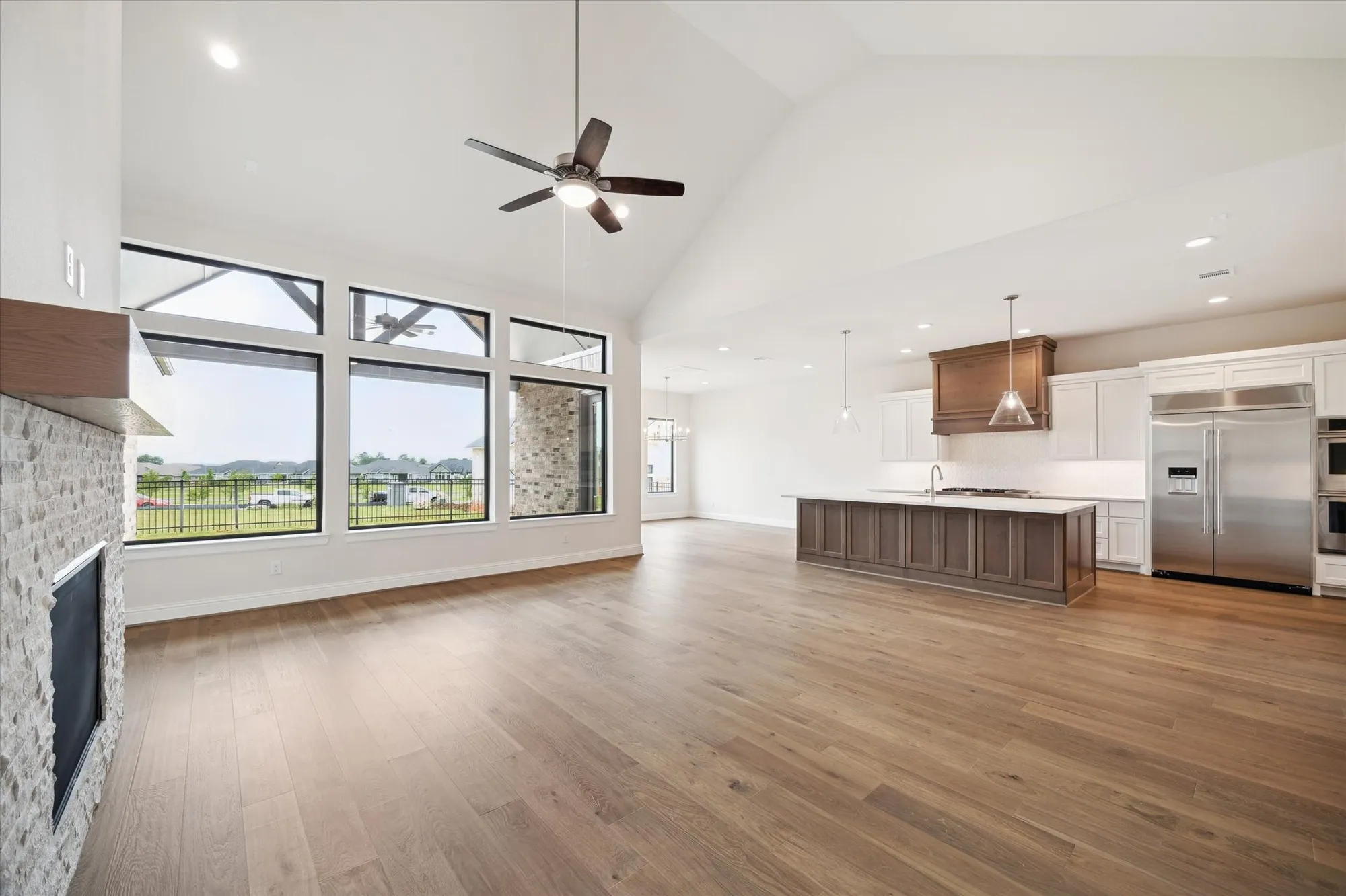 Property Slideshow image 12 of 40 | 14015 hawk vista ct, Willis, TX, 77318