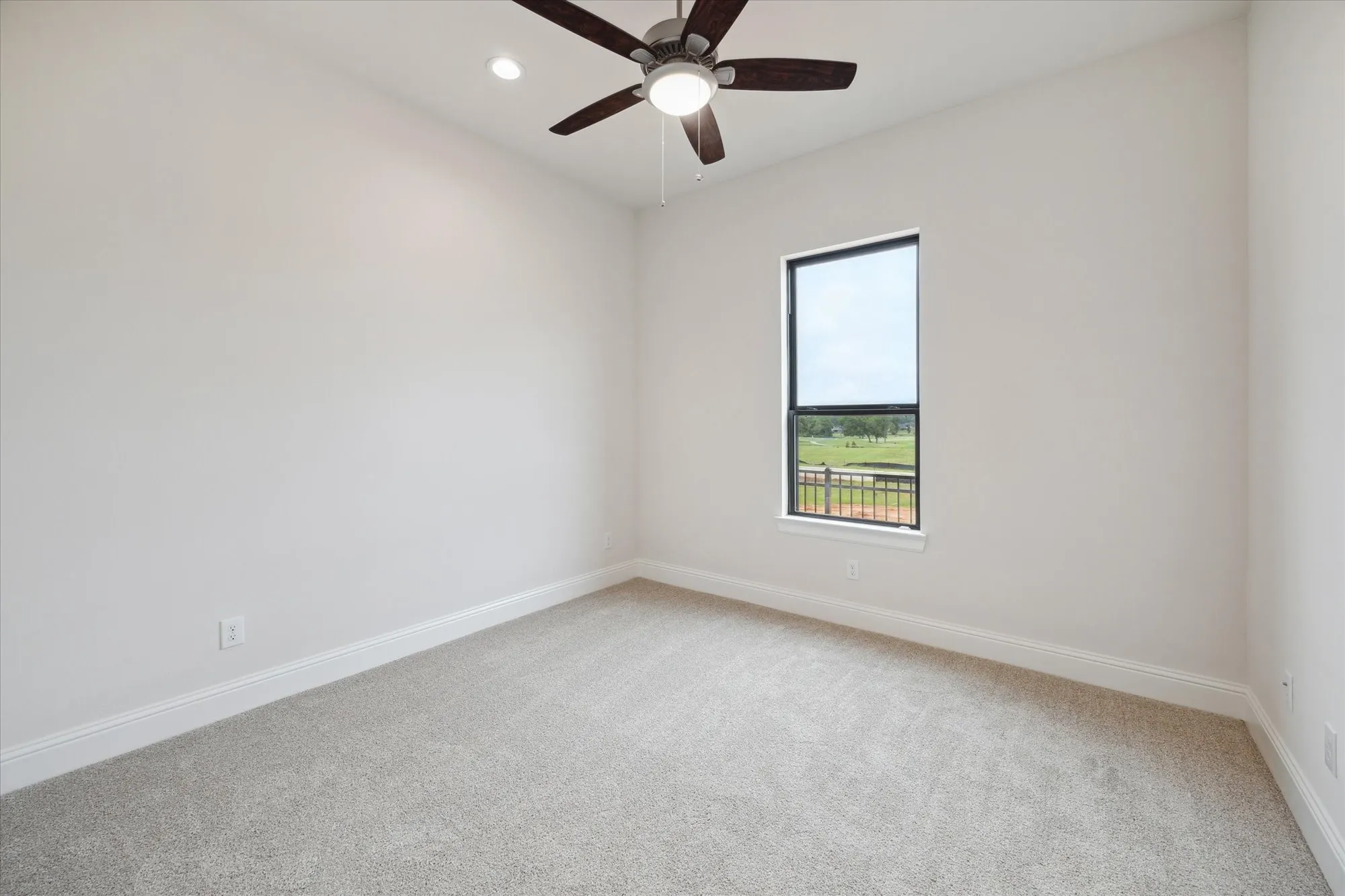 Property Slideshow image 30 of 40 | 14015 hawk vista ct, Willis, TX, 77318