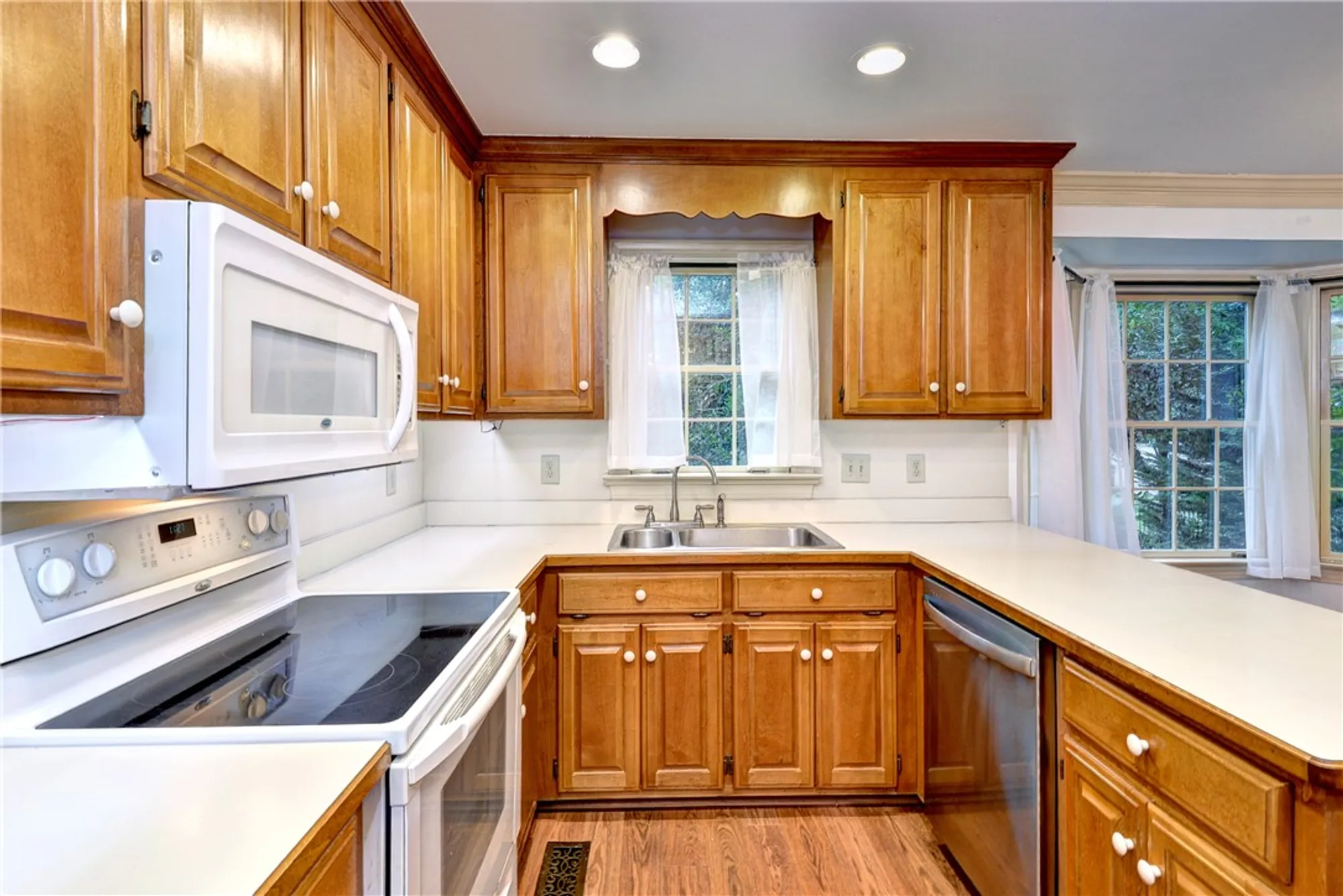 Property Slideshow image 22 of 44 | 110 thomas gates, Williamsburg, VA, 23185