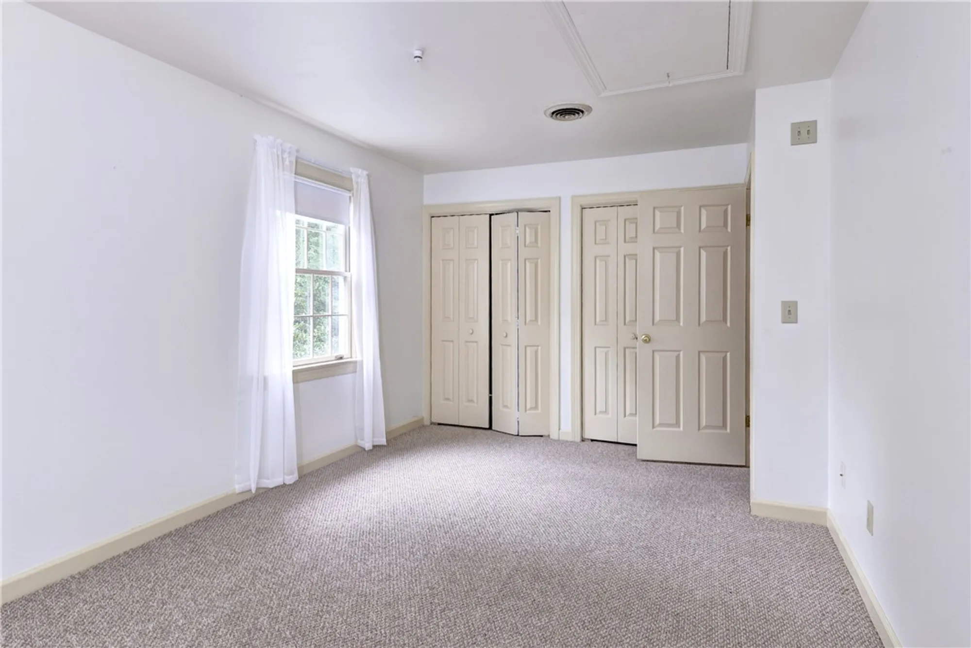 Property Slideshow image 35 of 44 | 110 thomas gates, Williamsburg, VA, 23185