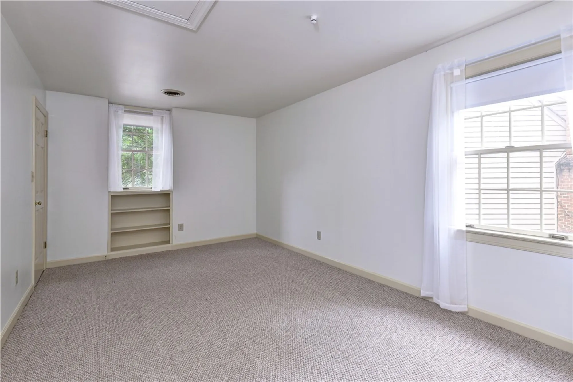 Property Slideshow image 36 of 44 | 110 thomas gates, Williamsburg, VA, 23185