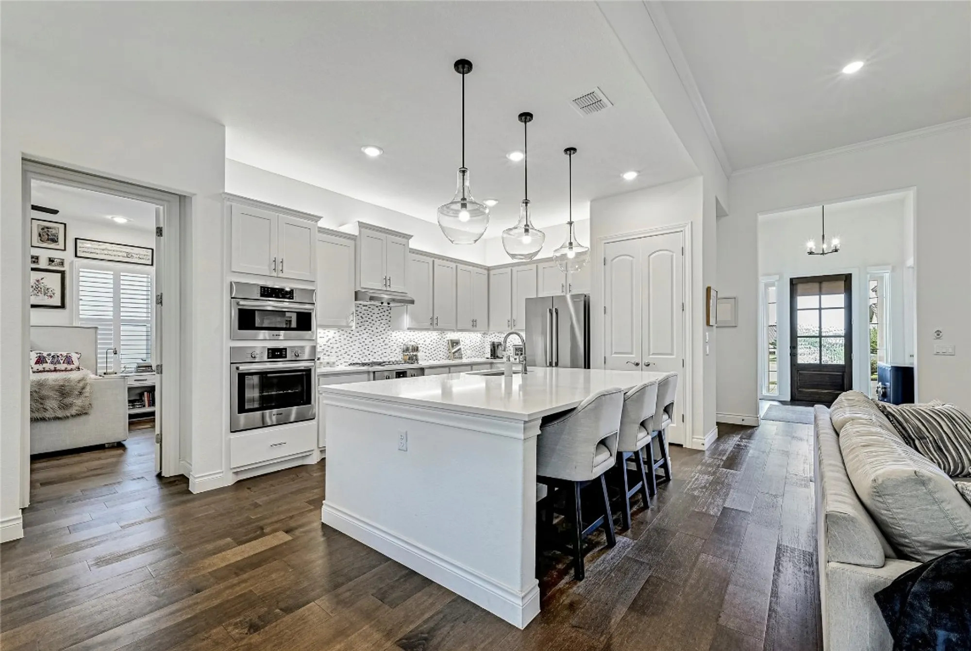 Property Slideshow image 11 of 32 | 120 delfino pl, Horseshoe Bay, TX, 78657