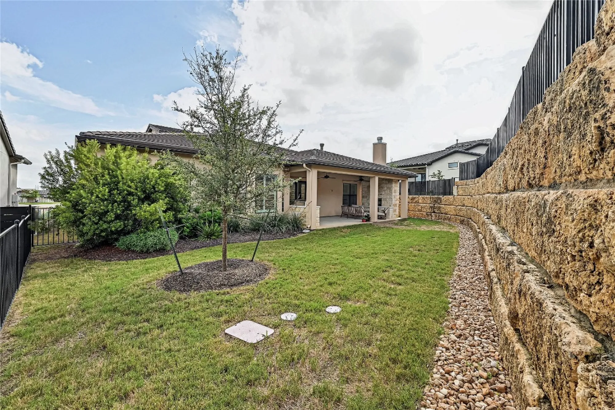 Property Slideshow image 31 of 32 | 120 delfino pl, Horseshoe Bay, TX, 78657