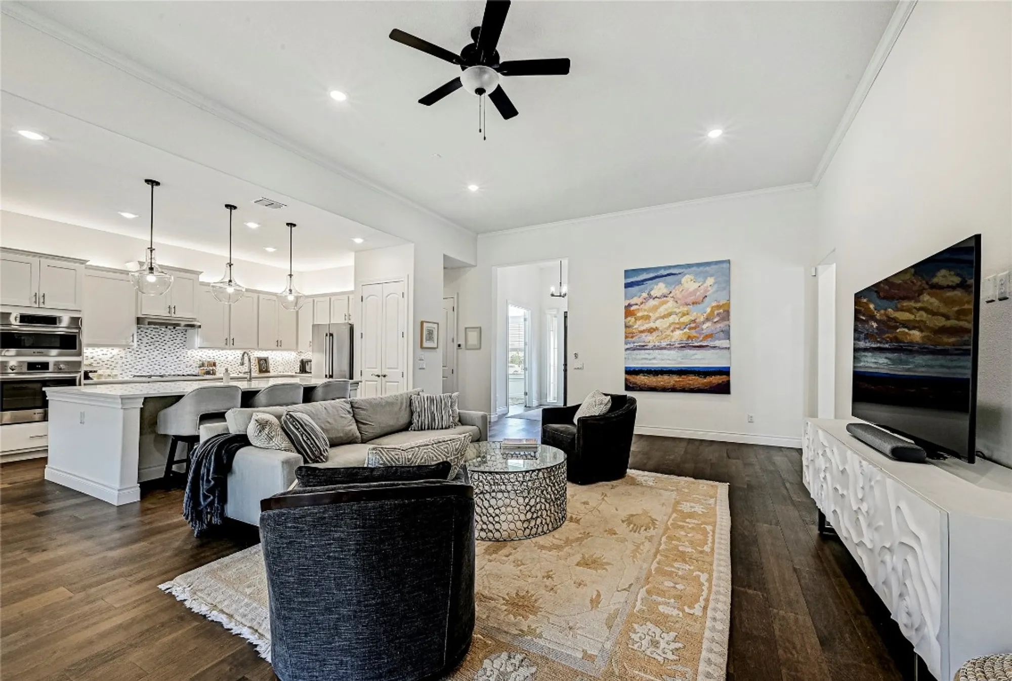 Property Slideshow image 7 of 32 | 120 delfino pl, Horseshoe Bay, TX, 78657