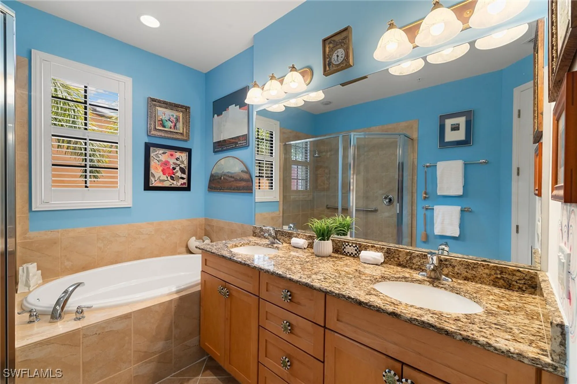 Property Slideshow image 20 of 32 | 8957 malibu st 502, Naples, FL, 34113