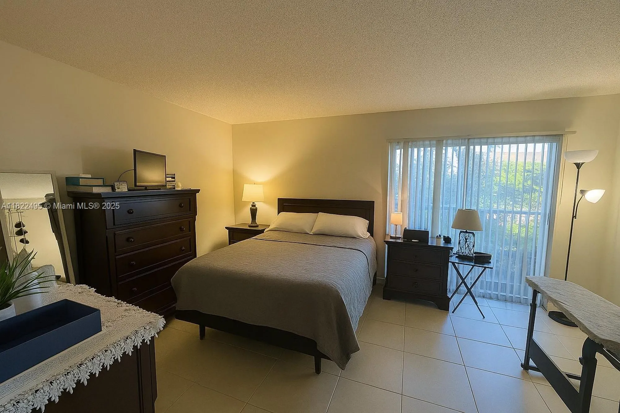 Property Slideshow image 7 of 11 | 801 sw 133rd ter k308, Pembroke Pines, FL, 33027