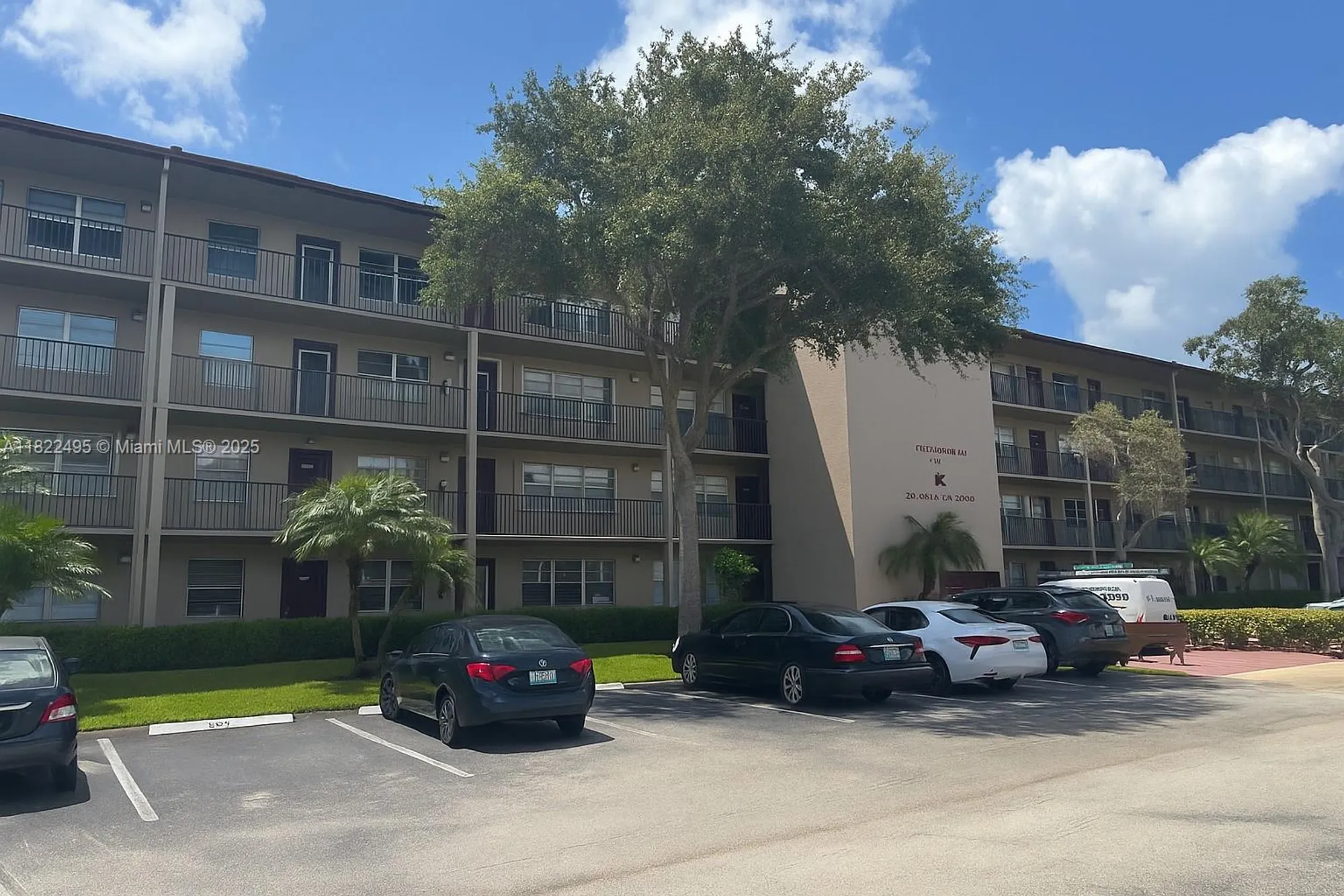 Property Slideshow image 9 of 11 | 801 sw 133rd ter k308, Pembroke Pines, FL, 33027