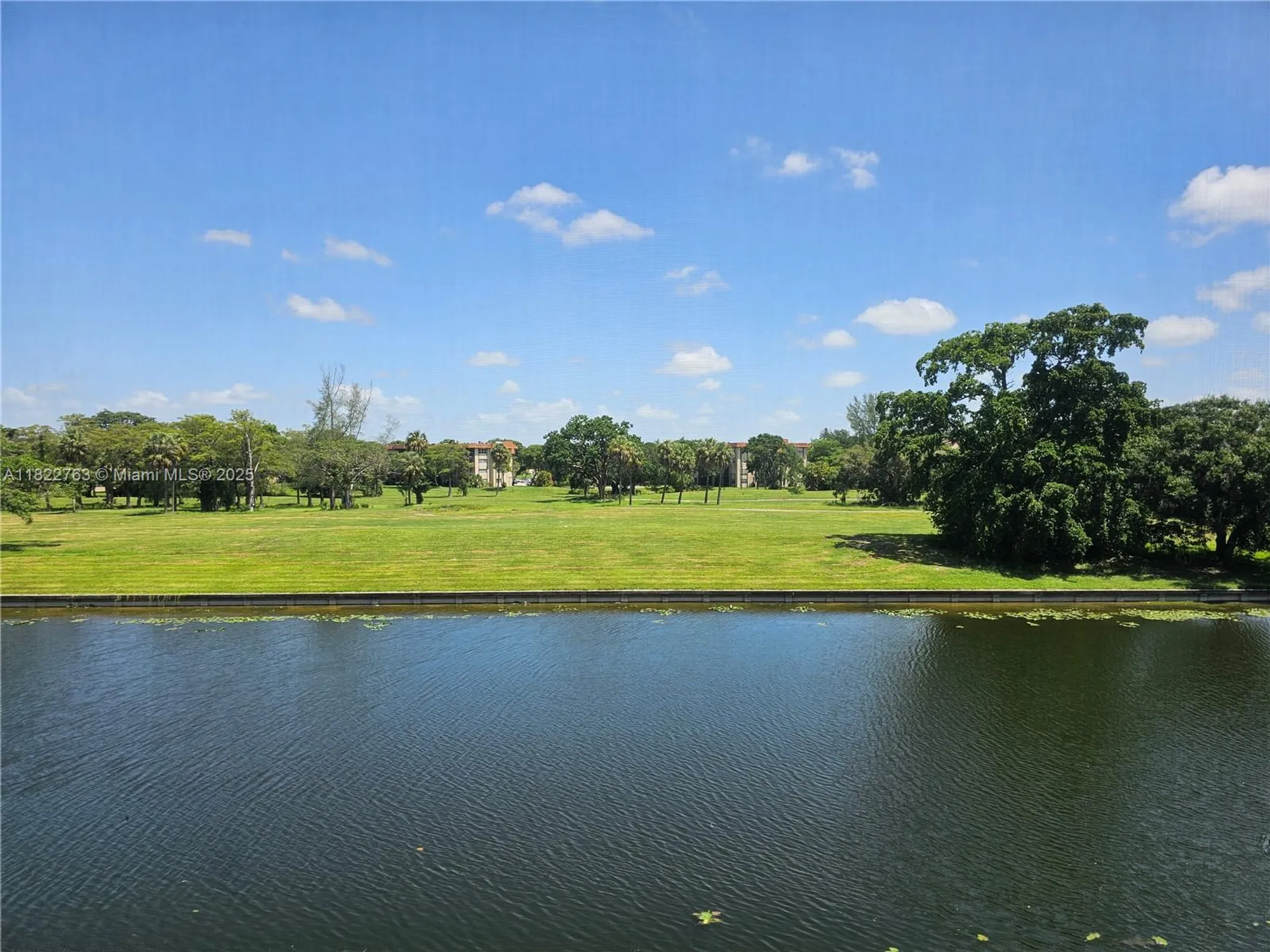 Property Slideshow image 8 of 13 | 3551 inverrary dr apt 304, Lauderhill, FL, 33319