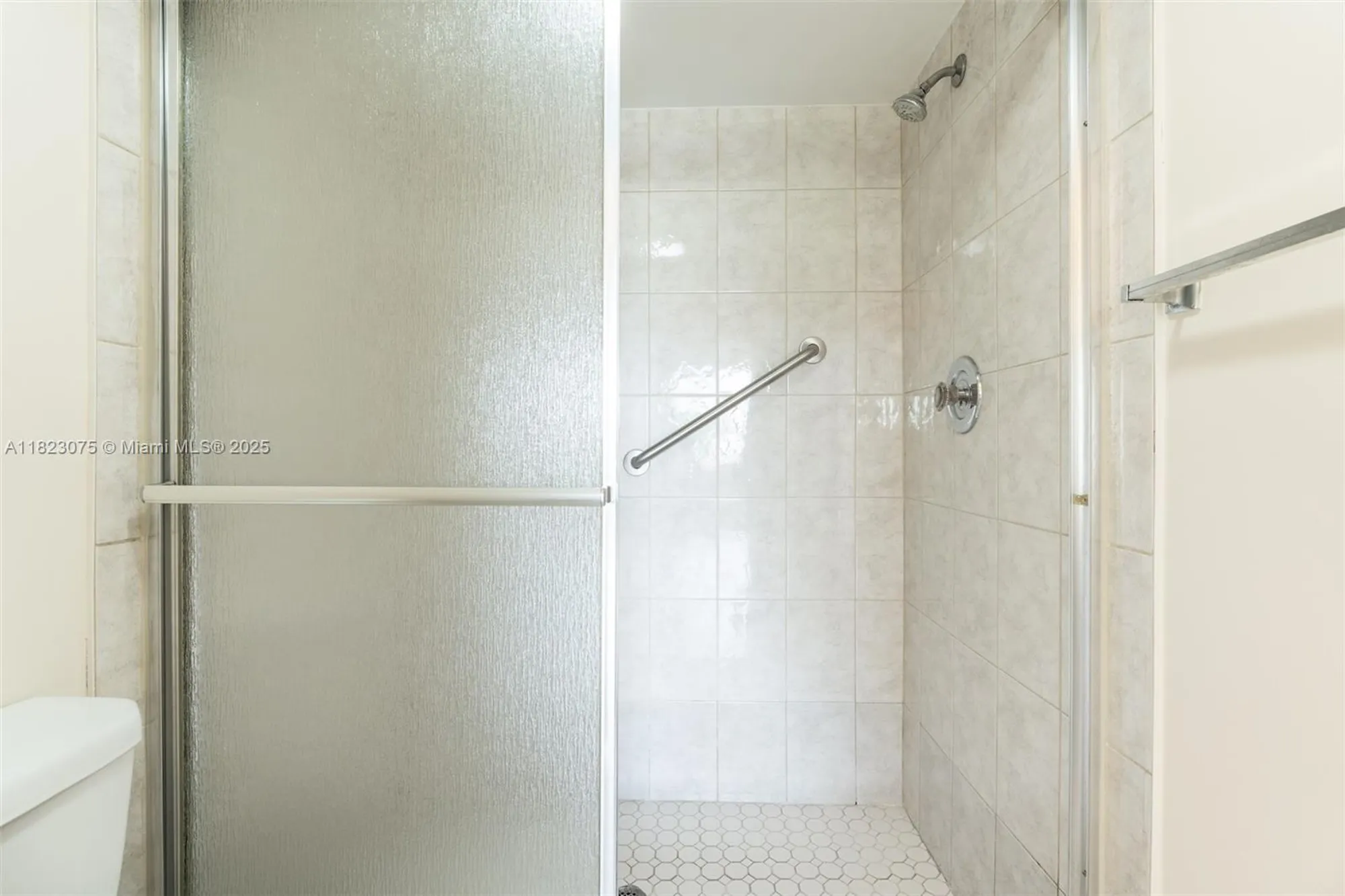 Property Slideshow image 14 of 26 | 9455 n belfort cir 211, Tamarac, FL, 33321