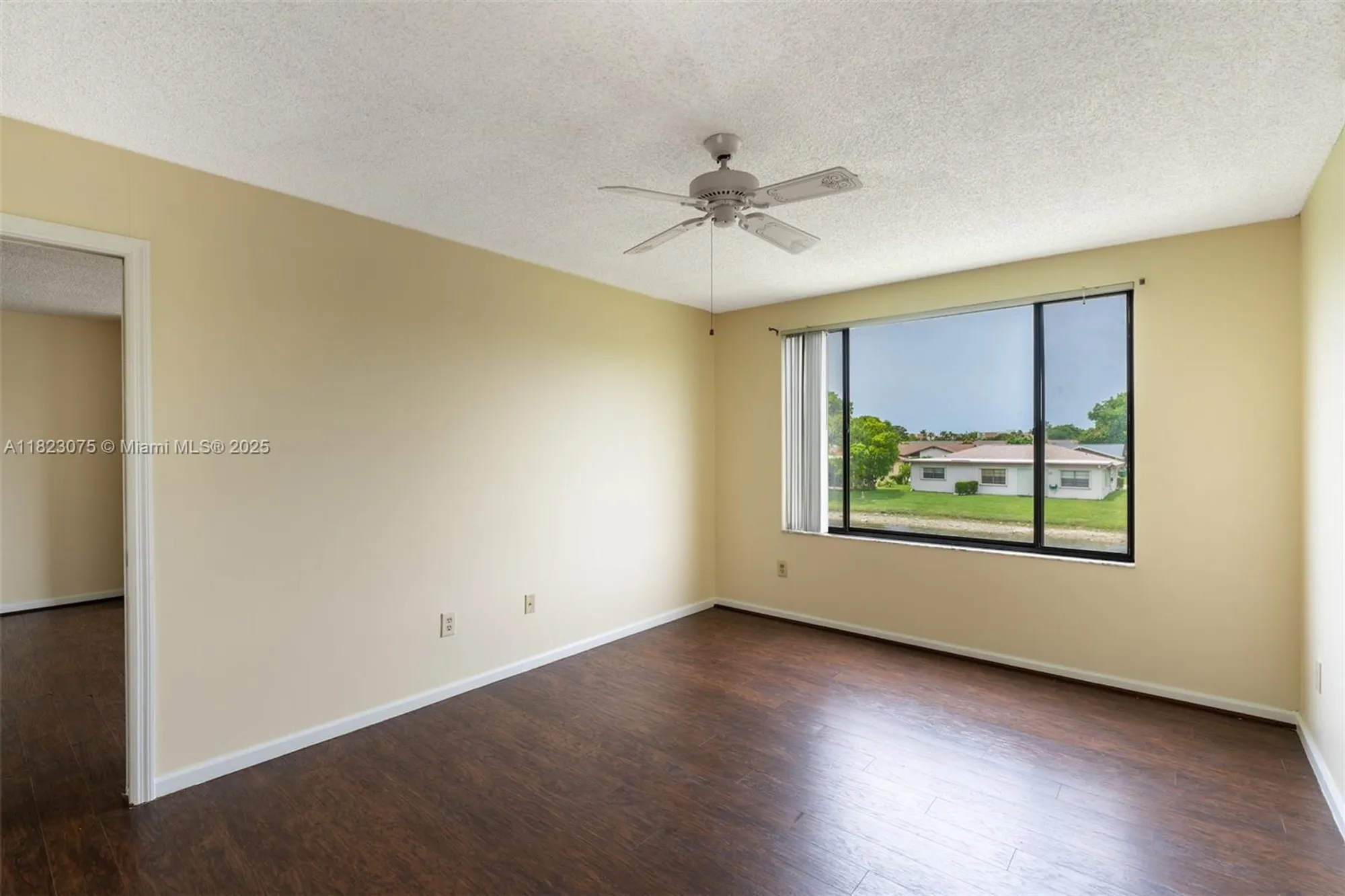 Property Slideshow image 16 of 26 | 9455 n belfort cir 211, Tamarac, FL, 33321